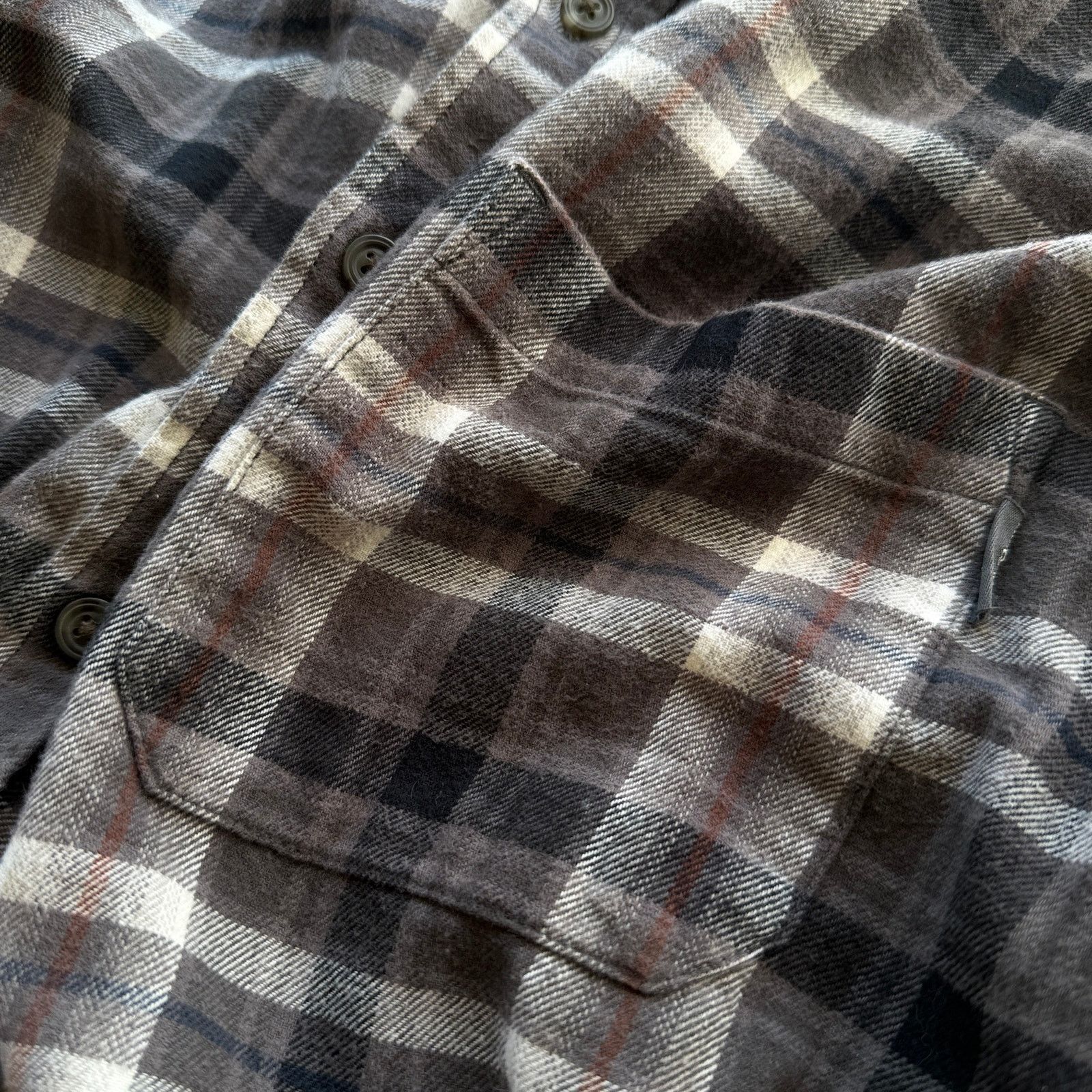 Eddie Bauer Eddie Bauer Plaid Flannel Button Down Shirt Size XL Size US L / EU 52-54 / 3 - 5 Thumbnail