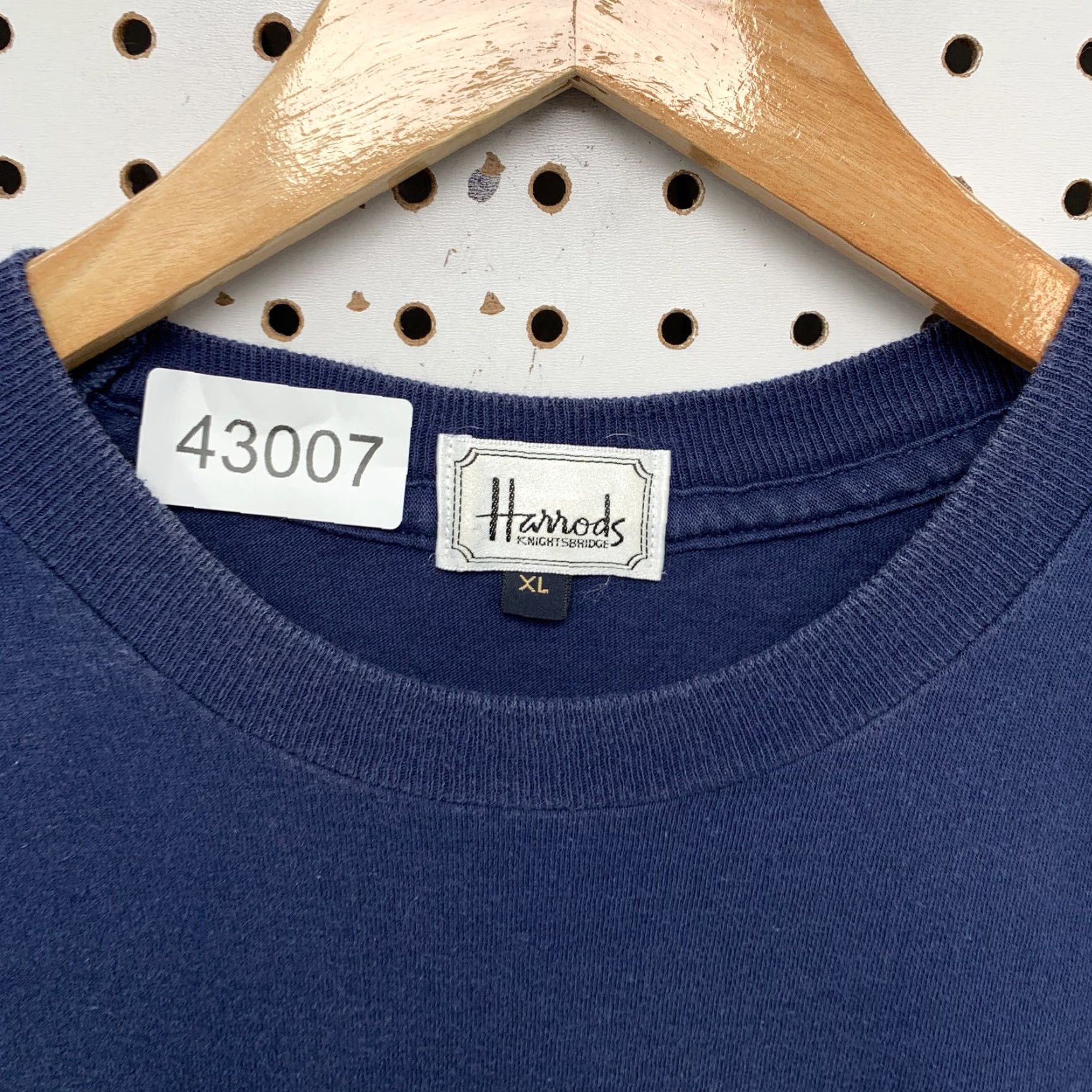 Harrods VINTAGE Harrods London Shirt Mens XL Blue Short Sleeve Embroidered 90s Size US XL / EU 56 / 4 - 3 Thumbnail