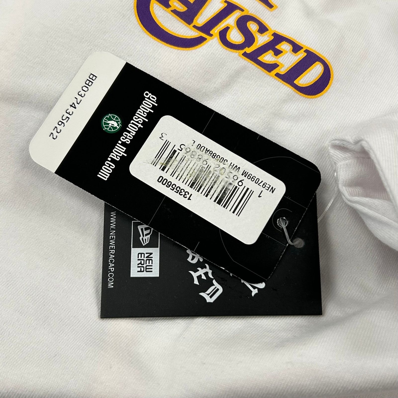 New Era New Era Born x Raised Los Angeles Lakers Tee T Shirt size L Size US L / EU 52-54 / 3 - 3 Thumbnail