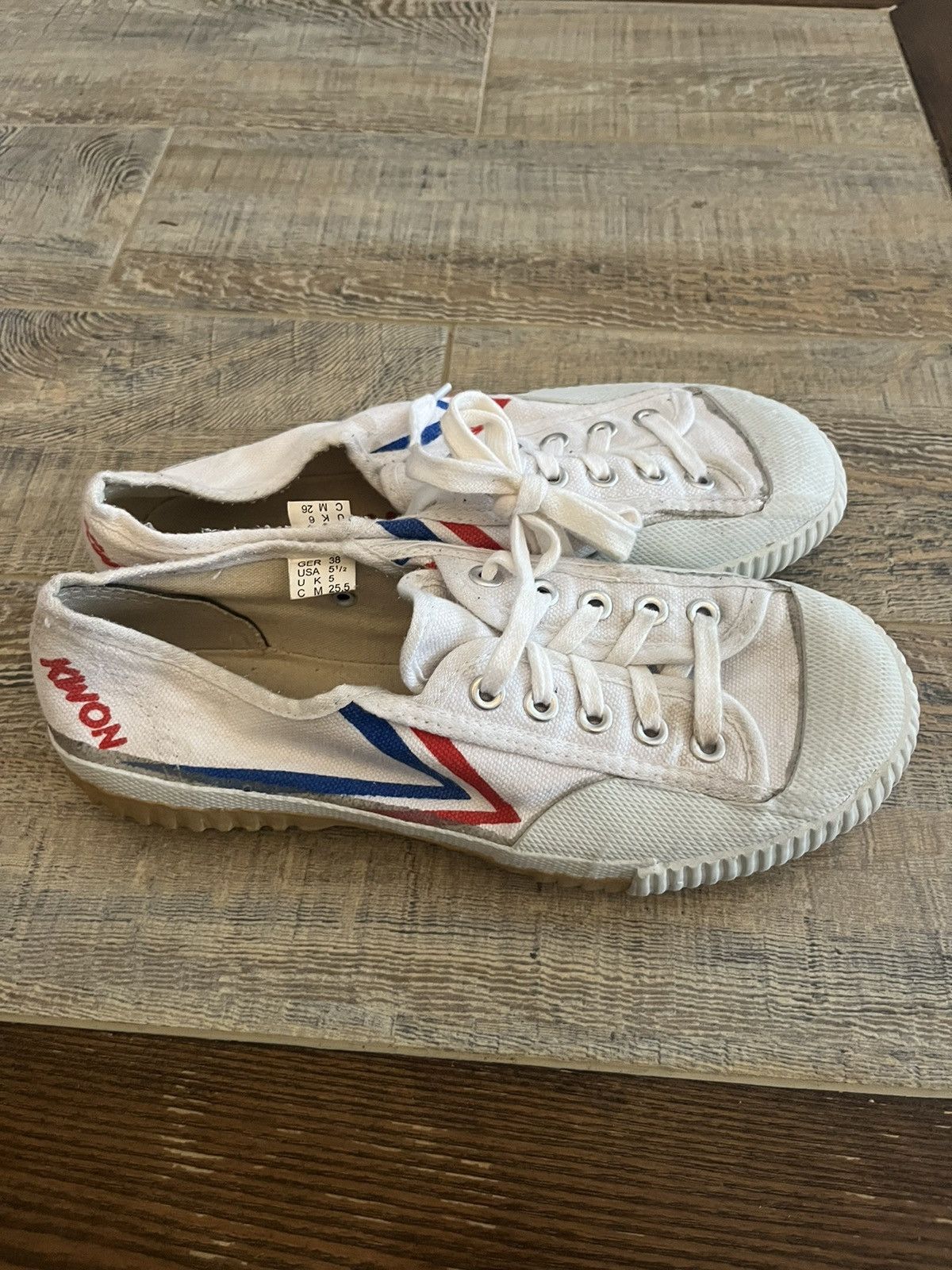 Other Japanese Kwon Canvas Shoes Size 6 Size US 6 / EU 39 - 1 Thumbnail