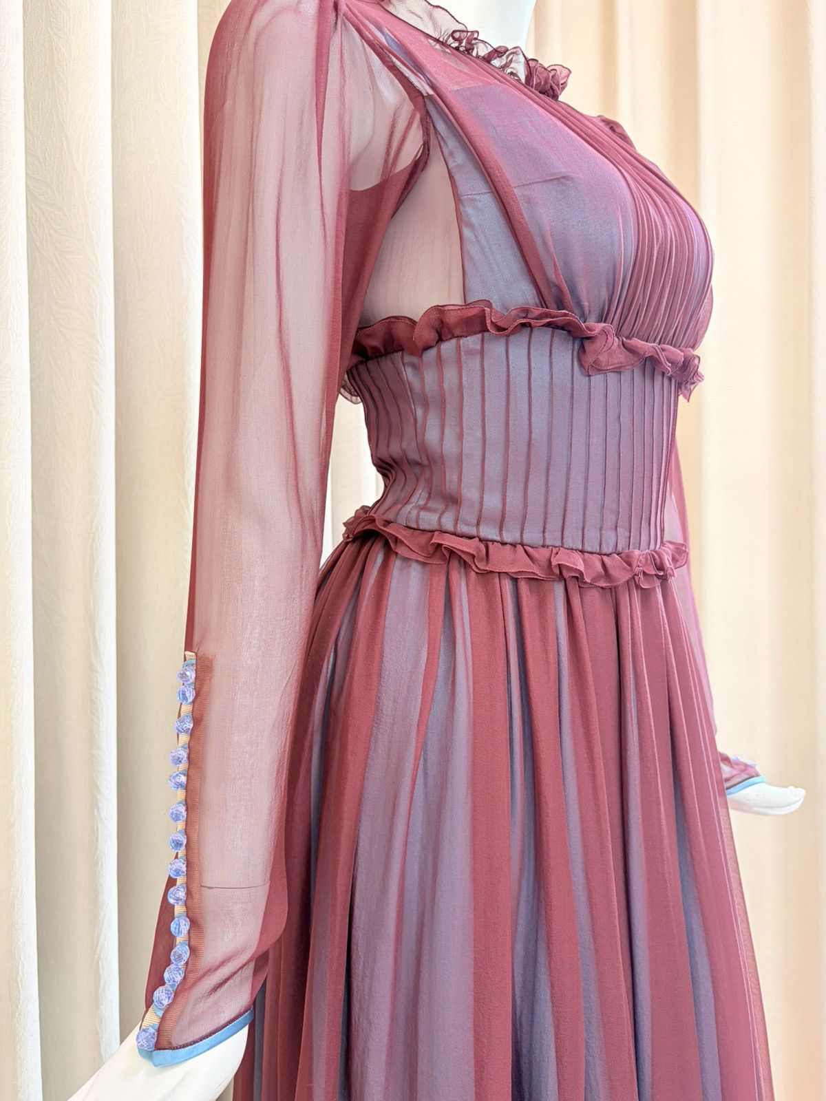 Dolce & Gabbana Rare Vintage Dolce Gabbana Silk Dress With Crystal Button Size S / US 4 / IT 40 - 3 Thumbnail