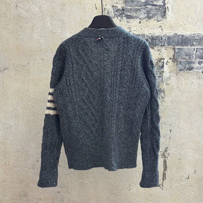 Thom Browne Thom Browne Light grey wool knit cardigan Size US M / EU 48-50 / 2 - 2 Thumbnail