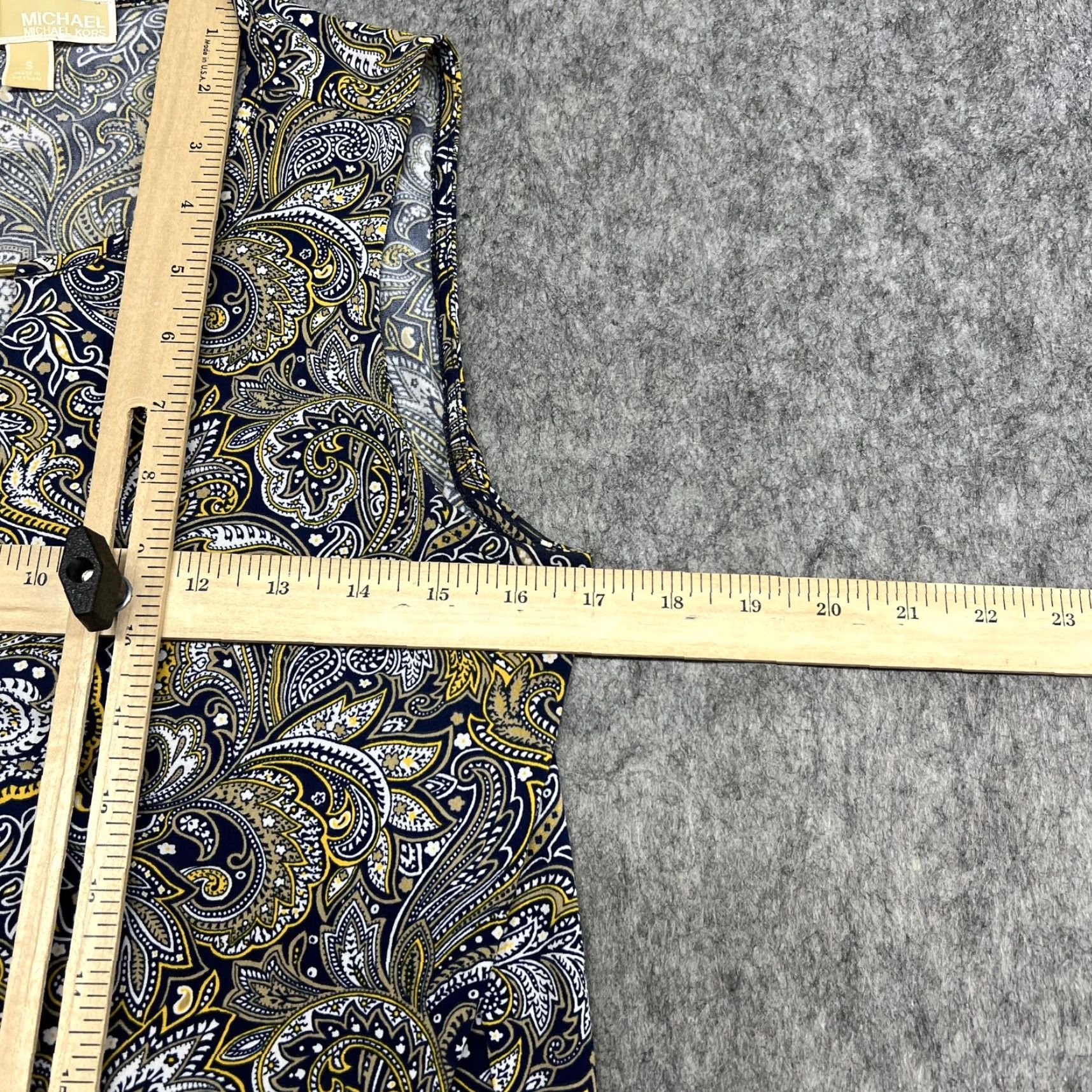 Vintage MICHAEL MICHAEL KORS Shirt Womens S Blue Paisley Sleeveless V-Neck Blouse Top Size S / US 4 / IT 40 - 7 Thumbnail