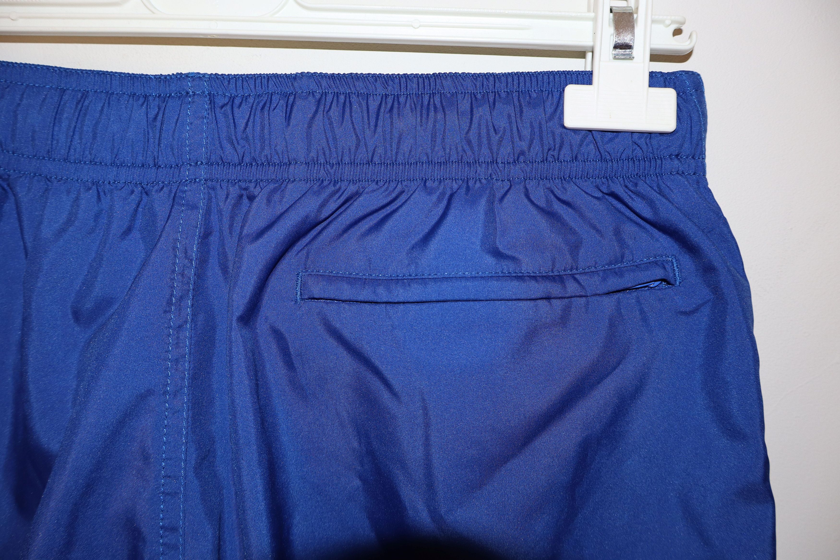 Givenchy Logo print swimshorts Size US 28 / EU 44 - 8 Thumbnail