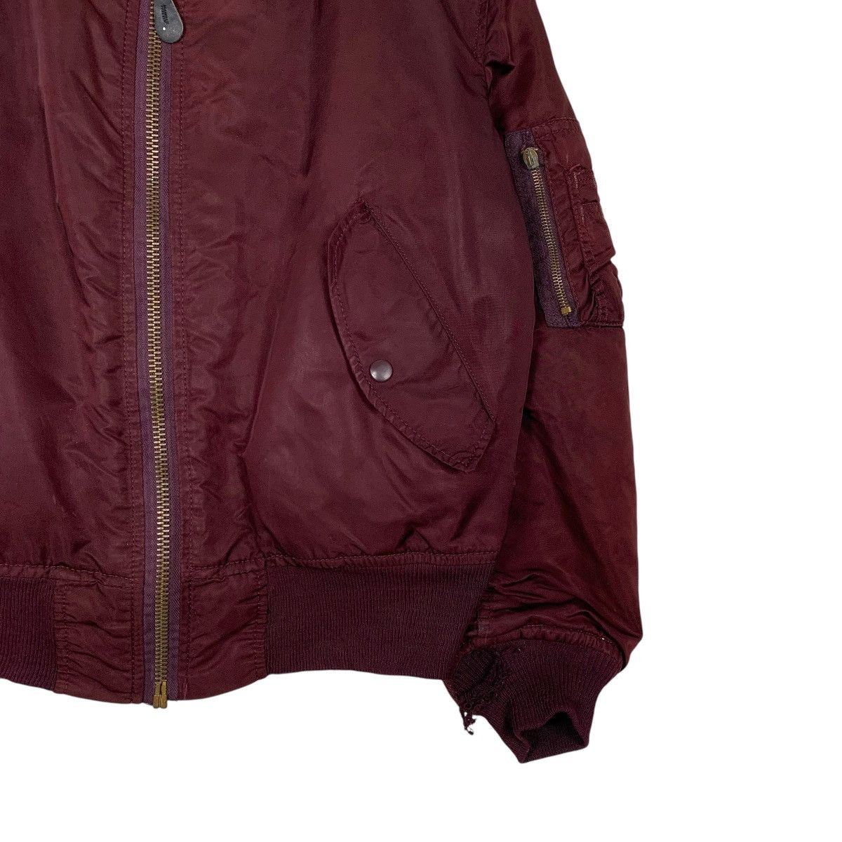 Alpha Industries Vintage Alpha Industries Maroon USAF MA-1 Bomber Made In USA Size US M / EU 48-50 / 2 - 4 Thumbnail