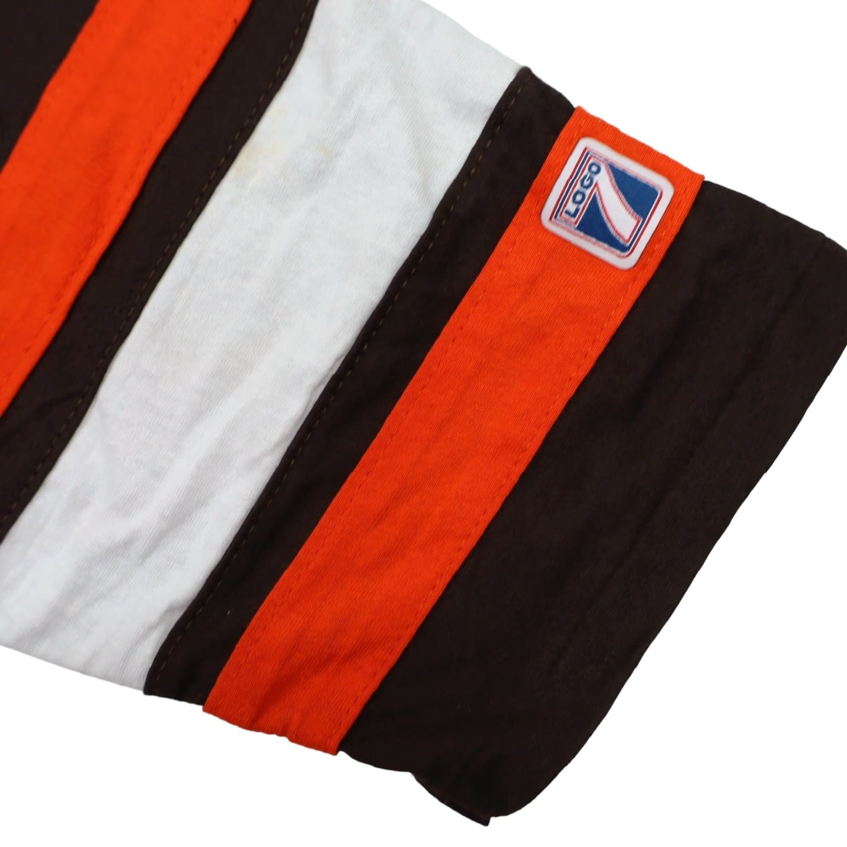 Vintage VINTAGE Cleveland Browns T-Shirt Logo 7 Mens Medium Brown Graphic Shirt Size US M / EU 48-50 / 2 - 4 Thumbnail