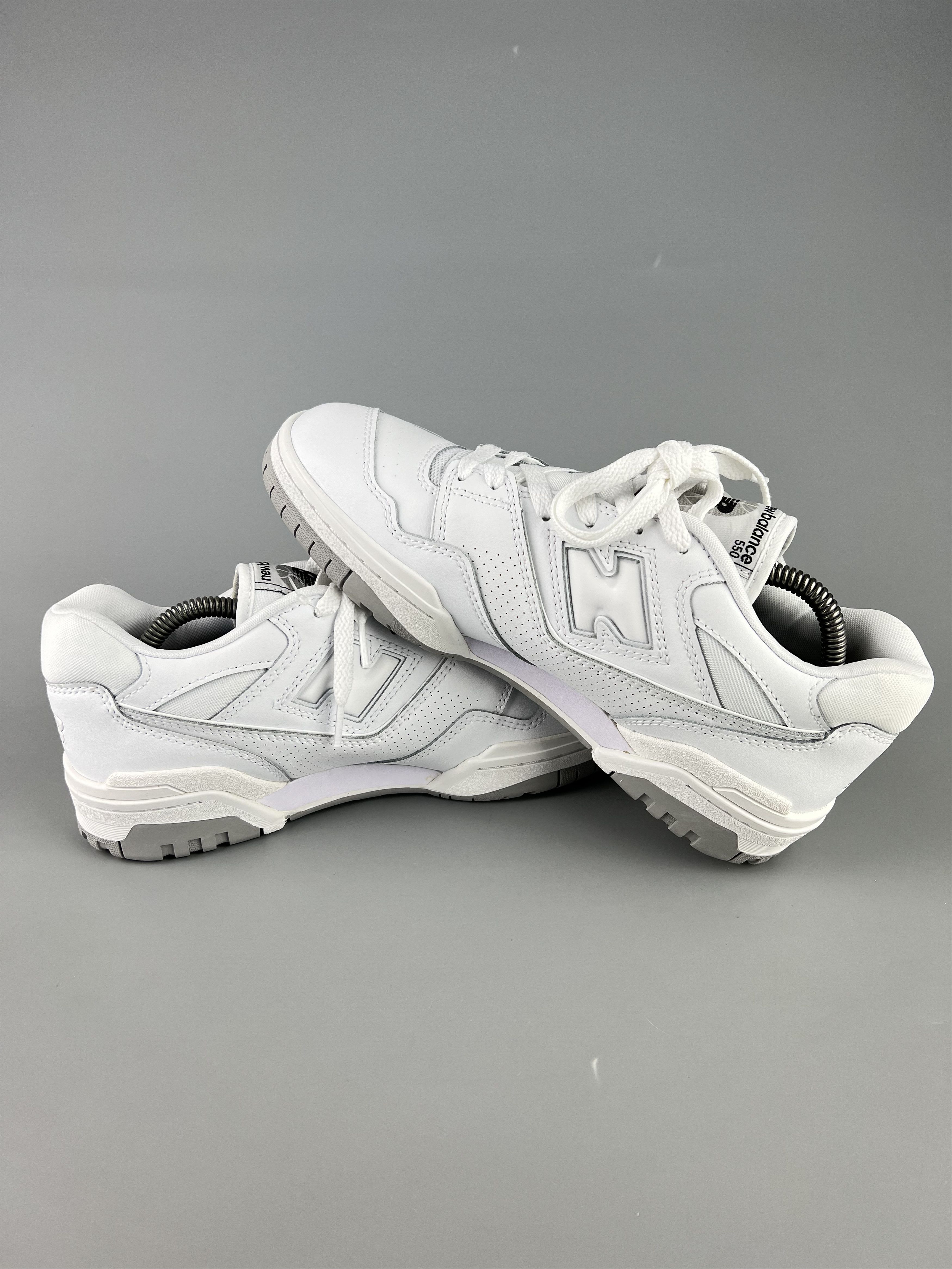 New Balance New Balance 550 White Leather Sneakers US7.5 Size US 7.5 / EU 40-41 - 5 Thumbnail