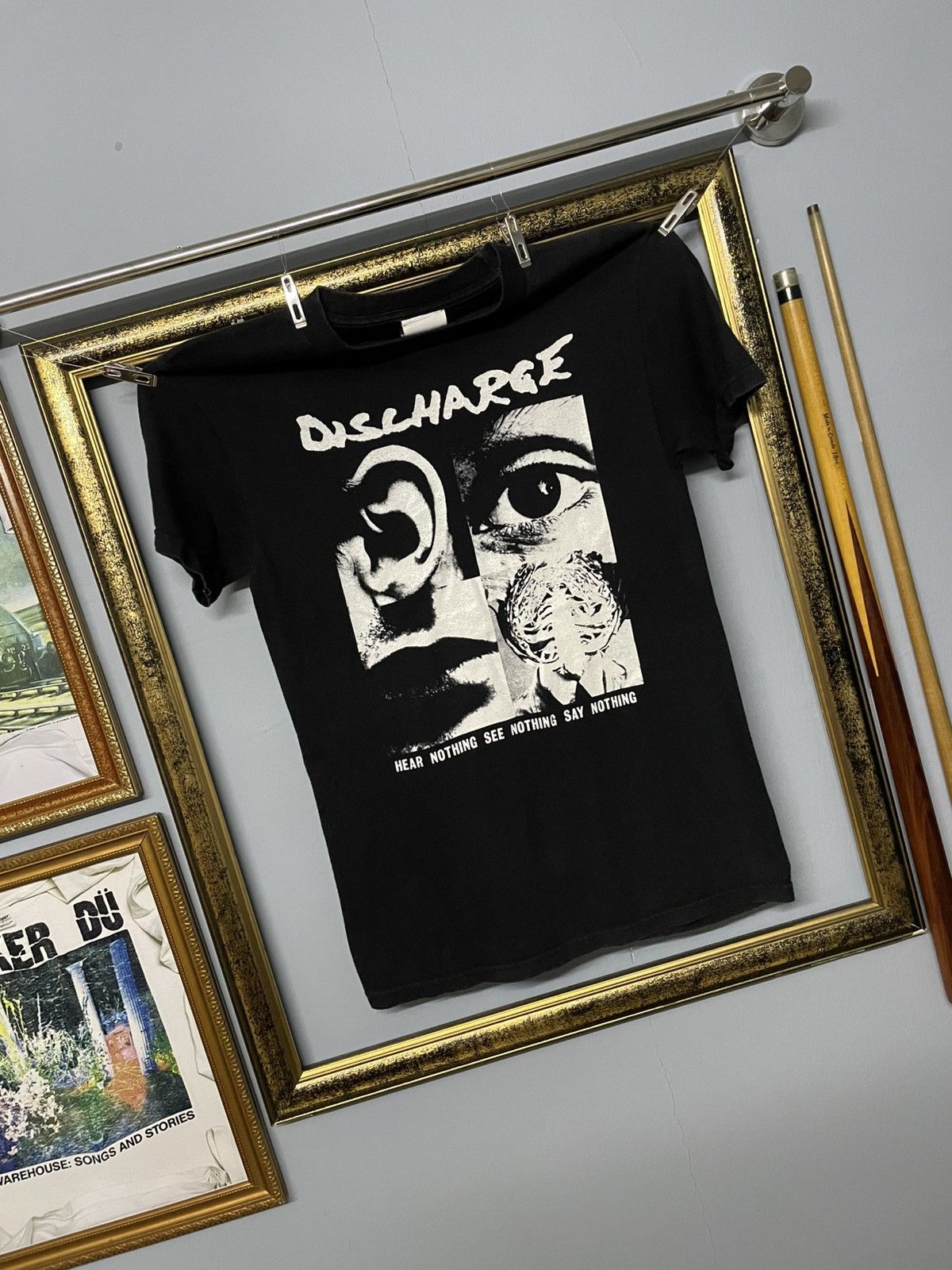 Band Tees Vintage Original Band Discharge Anarcho-Punk Cover Album Tee Size US S / EU 44-46 / 1 - 2 Thumbnail