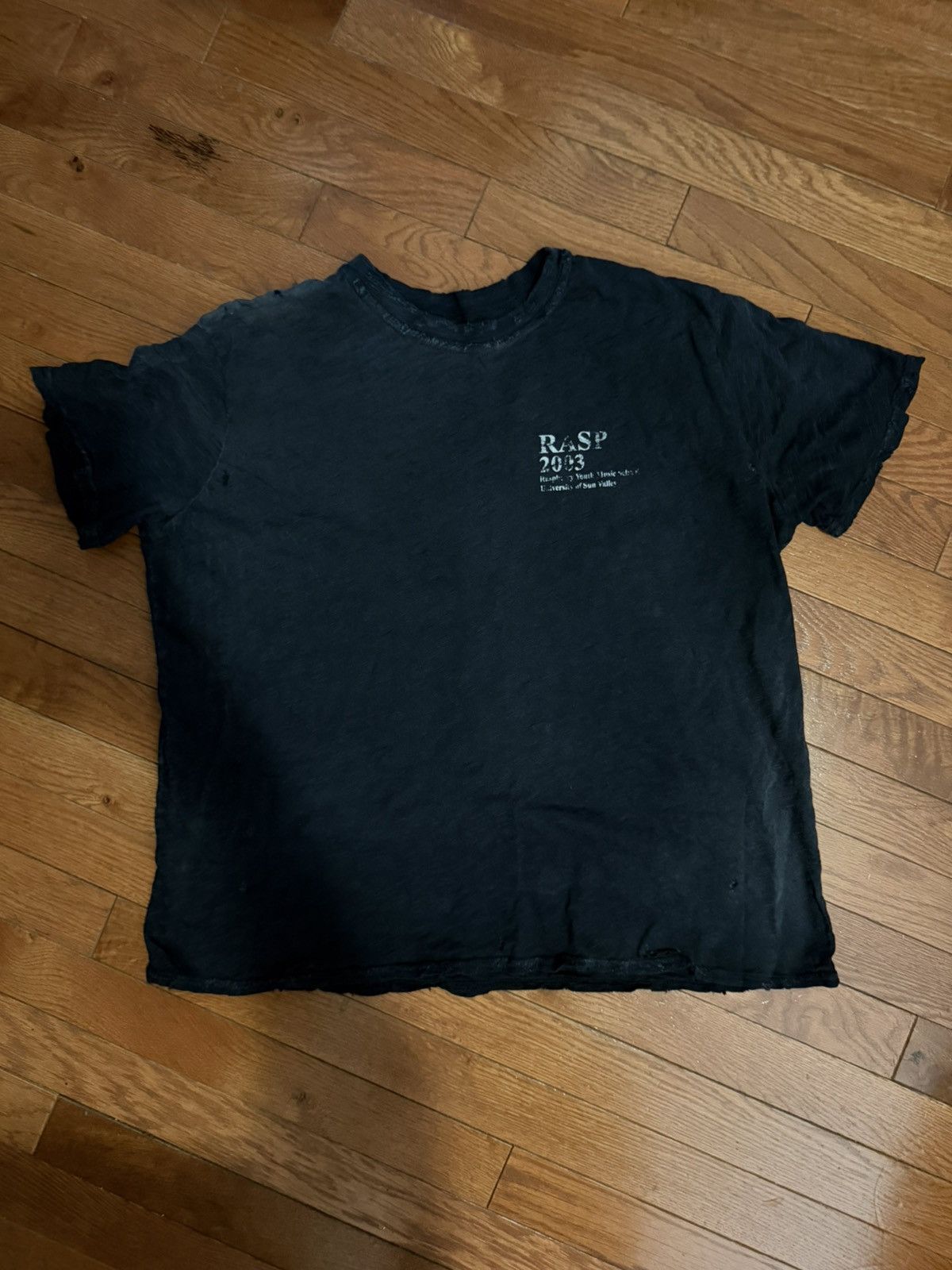 The GV Gallery The GV Gallery Music Tee Size US M / EU 48-50 / 2 - 4 Thumbnail