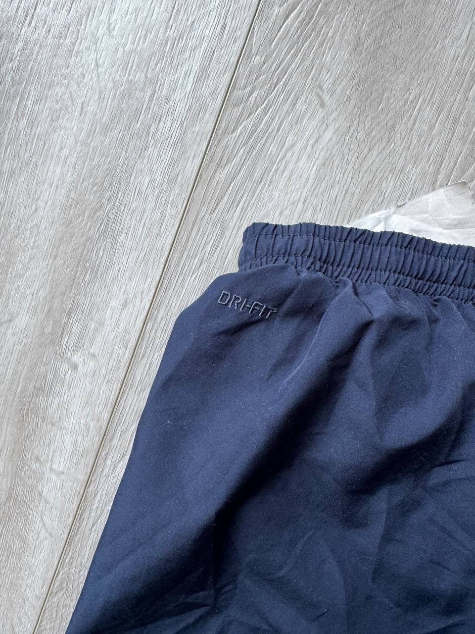 Nike × Vintage Vintage Nike Shorts Blue Logo swoosh casual Y2K Streetwear Size US 32 / EU 48 - 4 Thumbnail
