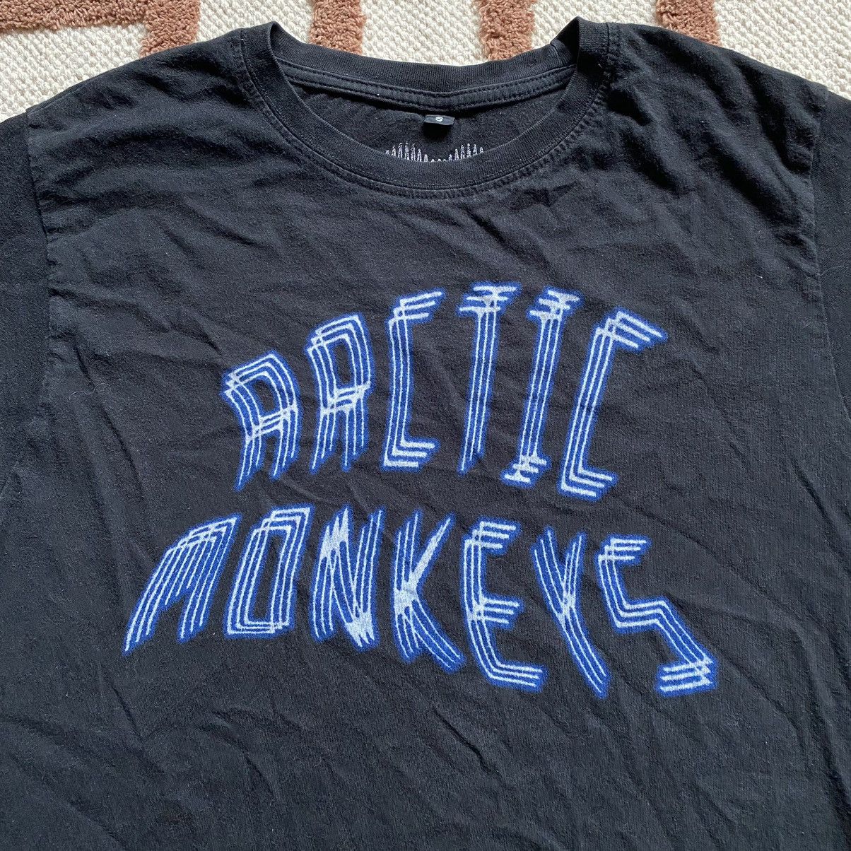 Band Tees AMAZING ARCTIC MONKEYS BAND NEON LOGO TOUR T SHIRT Size US S / EU 44-46 / 1 - 3 Thumbnail