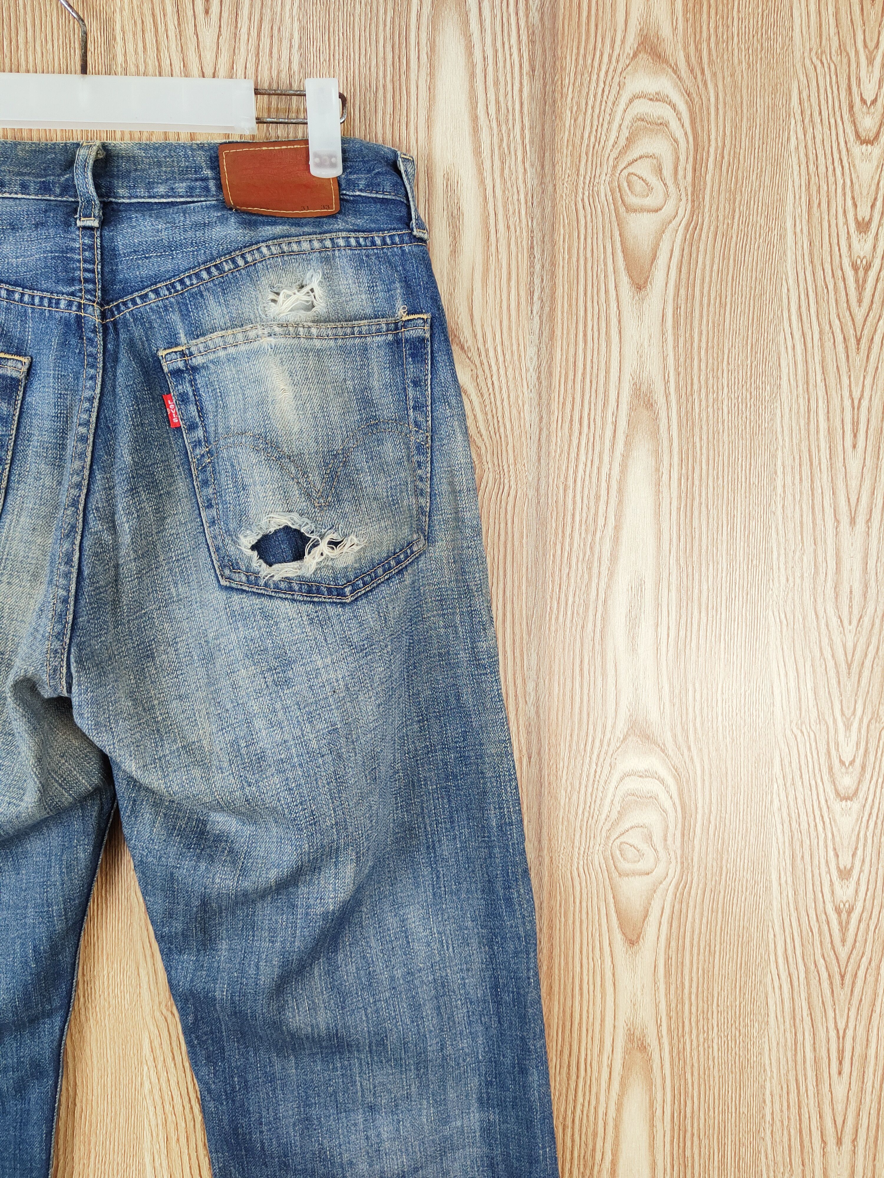 Levi's 503 Levi's Dark Blue Distressed Ripped Jeans #W494 Size US 31 - 13 Thumbnail