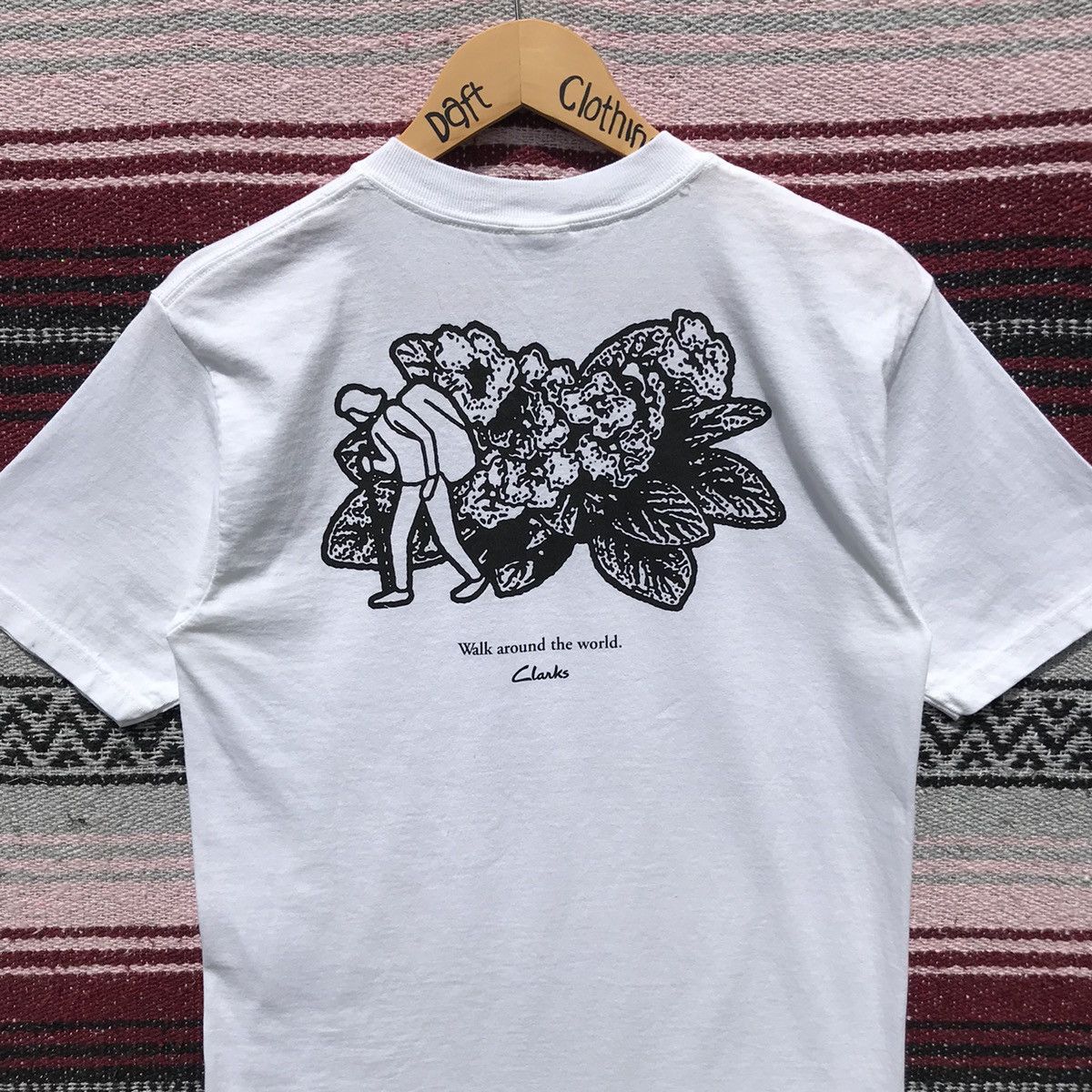 Clarks × Vintage Vintage Clarks Walk Around The World Shirt Clarks Outdoor Size US S / EU 44-46 / 1 - 9 Thumbnail