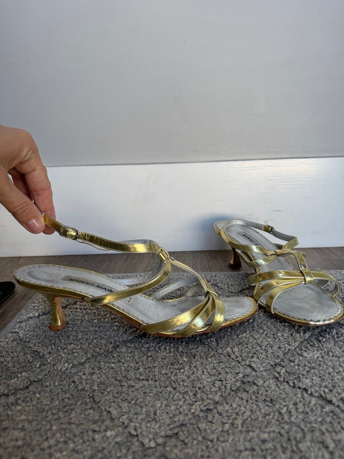 Vintage Manolo Blahnik Gold Metallic Heeled Sandal 37 IT 6.
