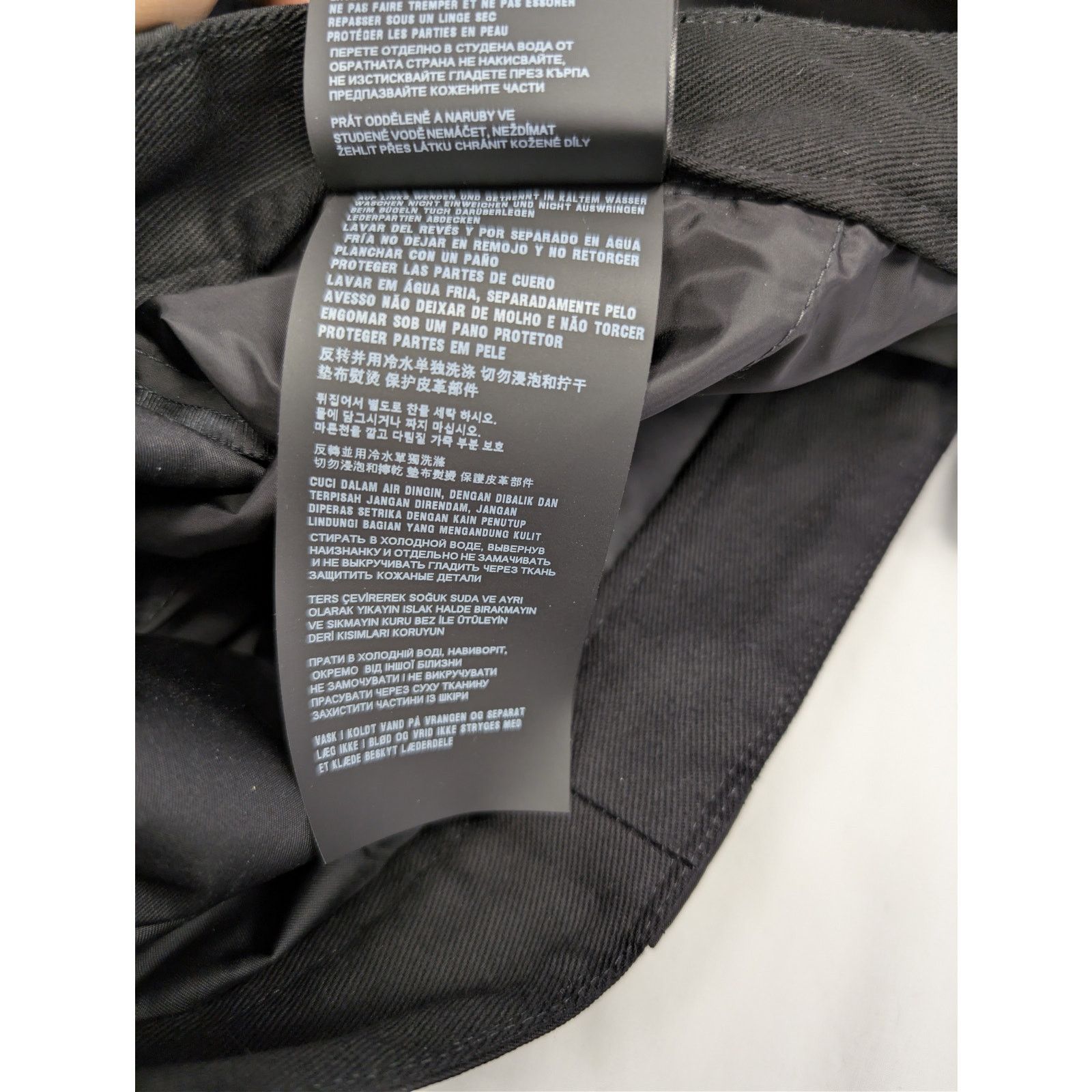 Prada o1rshd1 Re-Nylon Pants Trousers in Black Size US 36 / EU 52 - 20 Thumbnail