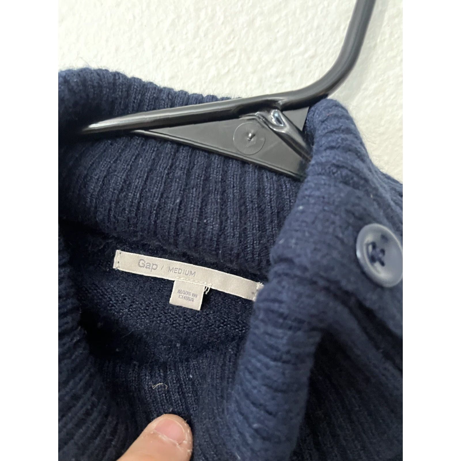 Gap Gap Sweater Women's Medium Blue Turtleneck Pullover Long Sleeve Button Detail Classic Knit Size M / US 6-8 / IT 42-44 - 2 Thumbnail