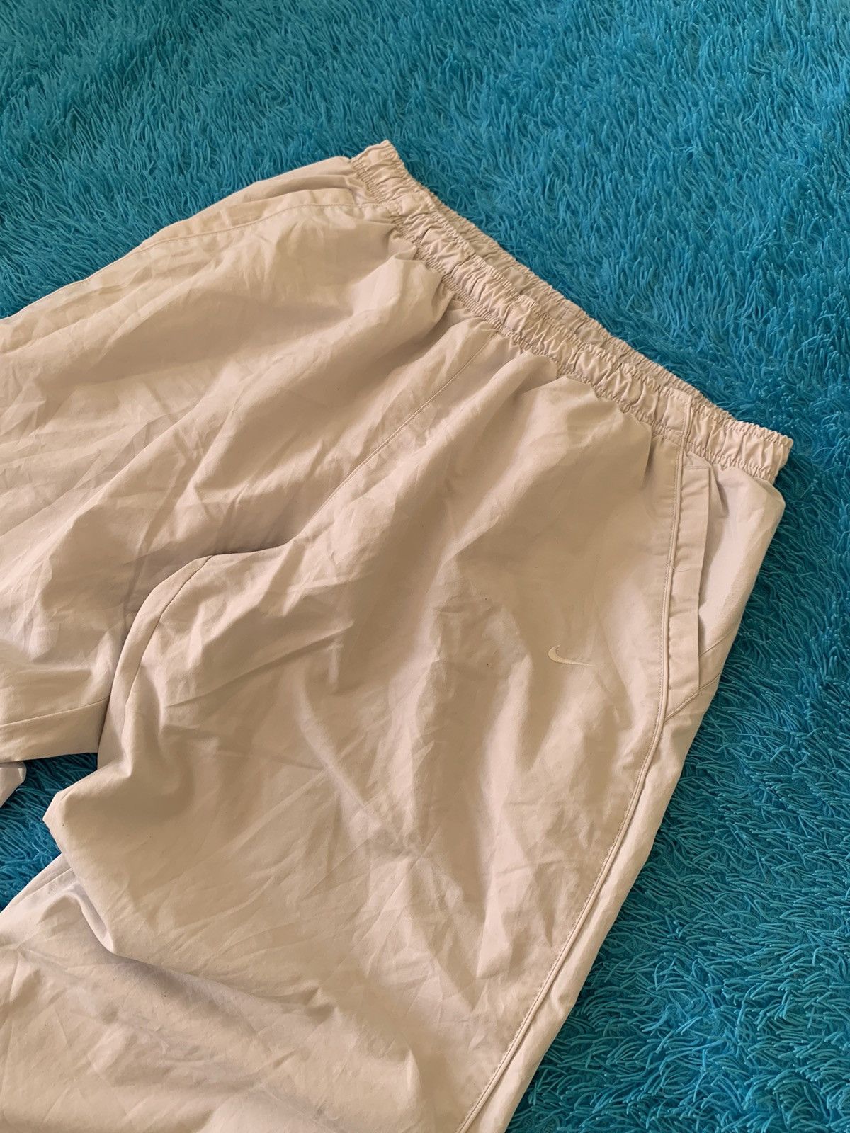 Other 00s Nike Vintage Nylon WHITE / CREAMY Joggers Baggy Pants Size US 36 / EU 52 - 2 Thumbnail