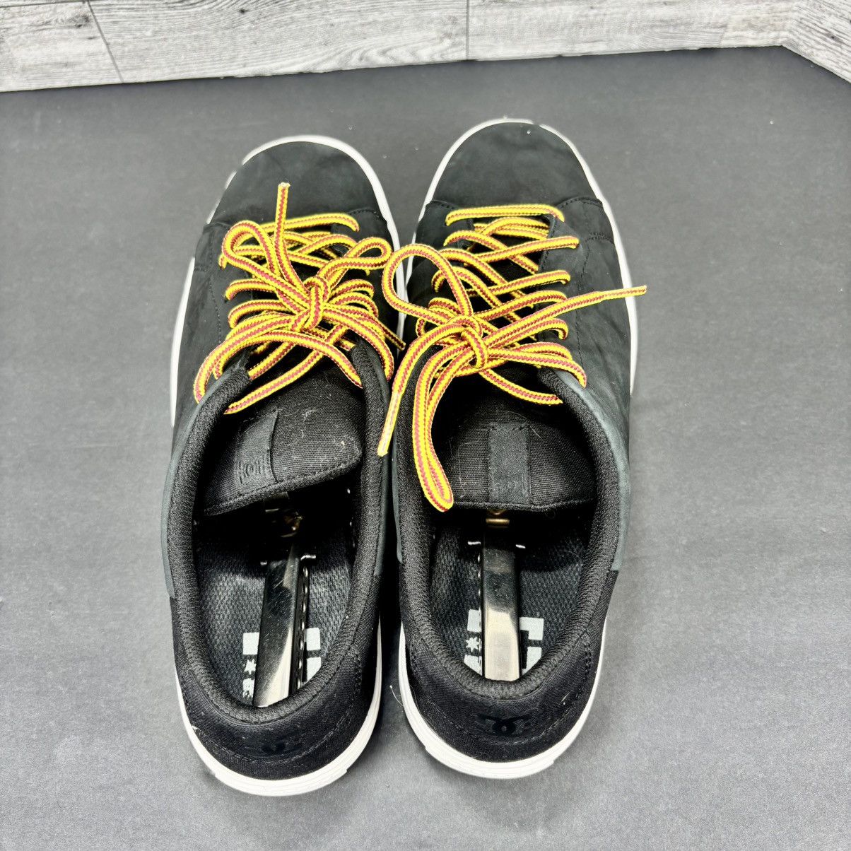 DC DC Shoes mens Reprieve LeSkate Shoe men’s size 12 ADYS100446 Size US 12 / EU 45 - 6 Thumbnail