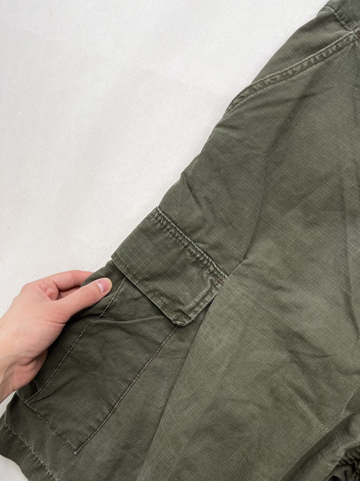 Carhartt × Vintage Cargo Bermuda Shorts Carhartt Vintage Size US 33 - 5 Thumbnail