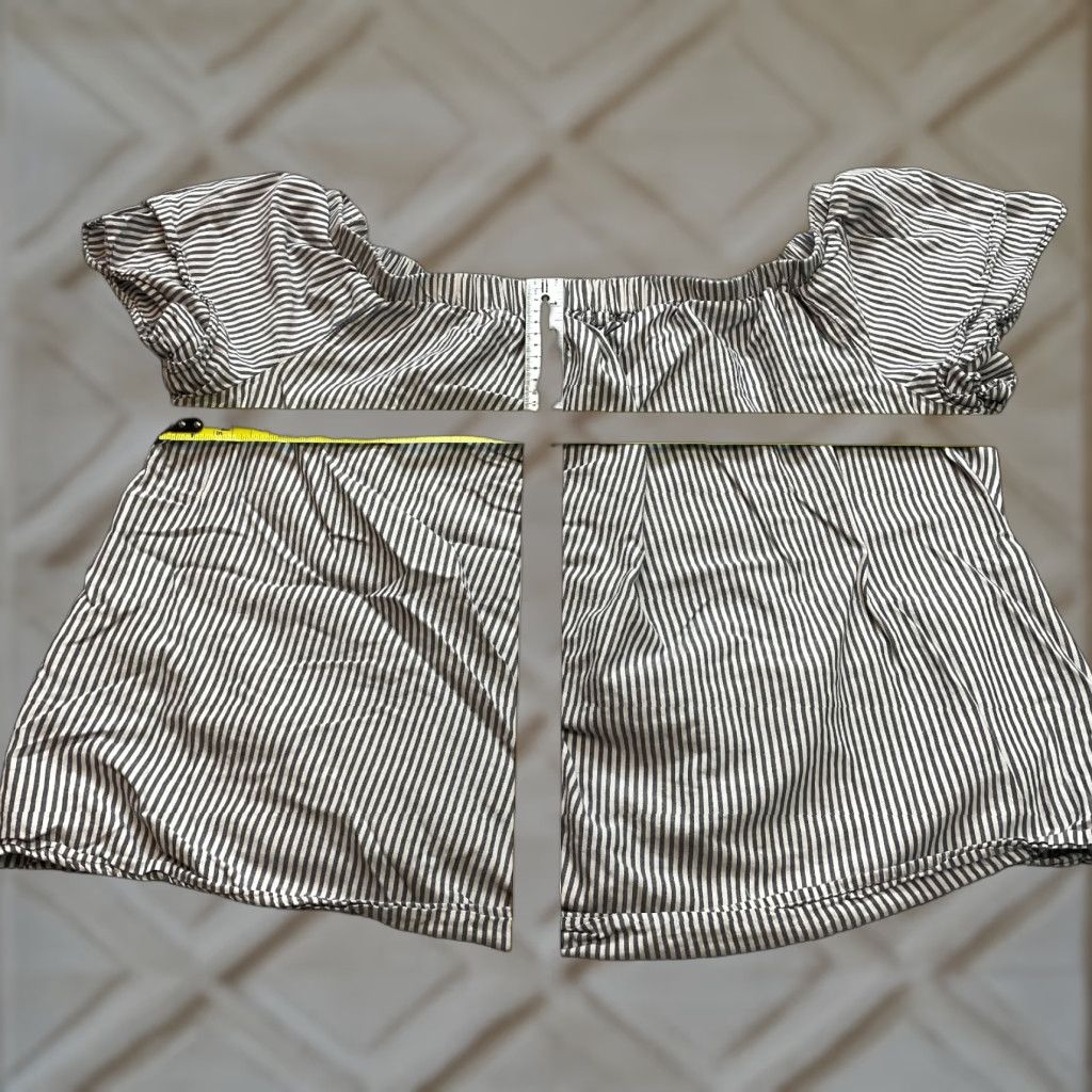 Old Navy VINTAGE Old Navy Peasant Top Blouse Shirt Womens 2X Plus Blue Striped Off the Shoulder Size XXL / US 16-18 / IT 52-54 - 1 Thumbnail