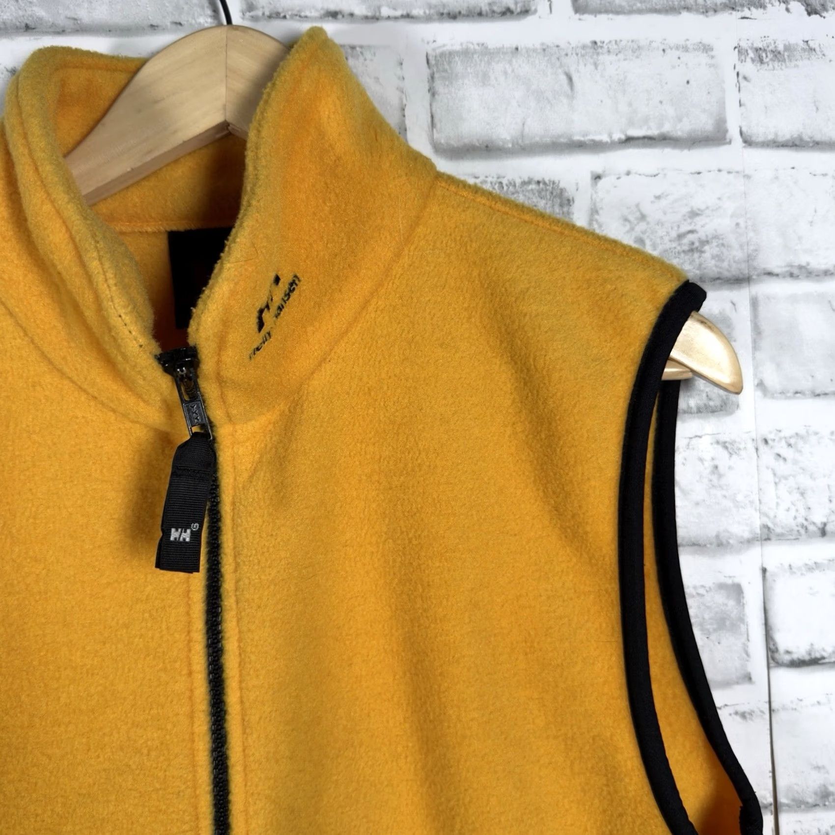 Helly Hansen Helly Hansen Jacket Mens Size S Yellow Full Zip Fleece Polyester Vest Full Zip Jacket Mens S Yellow Helly Hansen Size US S / EU 44-46 / 1 - 2 Thumbnail