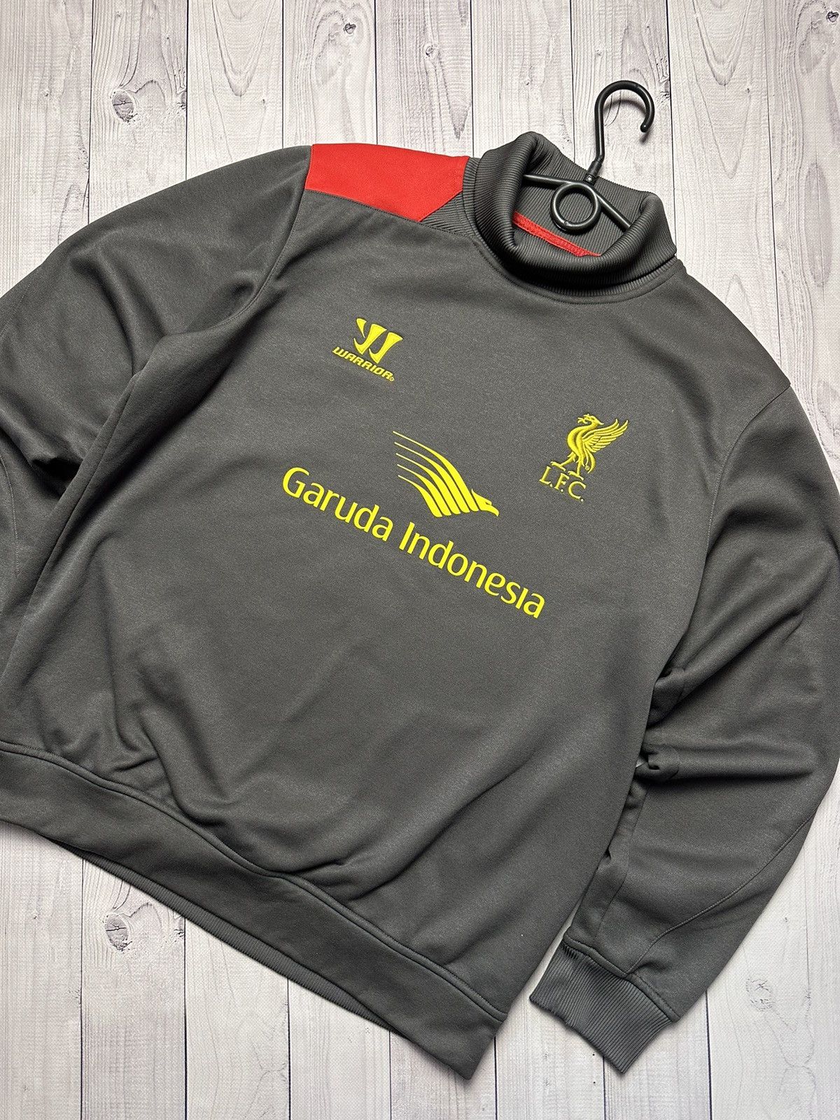 Vintage Vintage Liverpool soccer sweatshirt turtleneck size L Size US L / EU 52-54 / 3 - 2 Thumbnail
