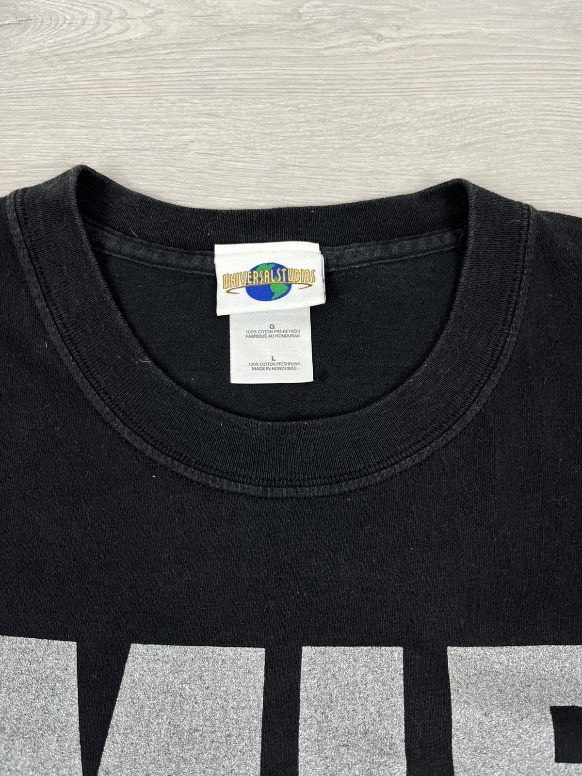 Vintage Men In Black Alien Attack Universal Movie T Shirt Size US L / EU 52-54 / 3 - 4 Thumbnail