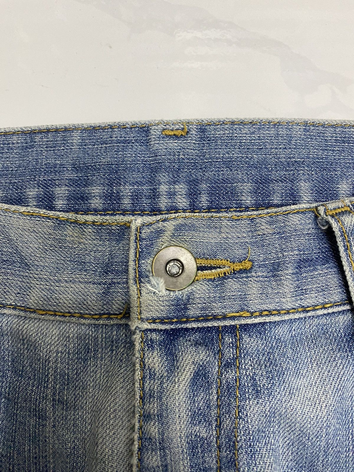 Japanese Brand RUSTY BAGGY UNIQLO DISTRESSED DENIM UNDERCOVER STYLE DESIGN Size US 32 / EU 48 - 7 Thumbnail