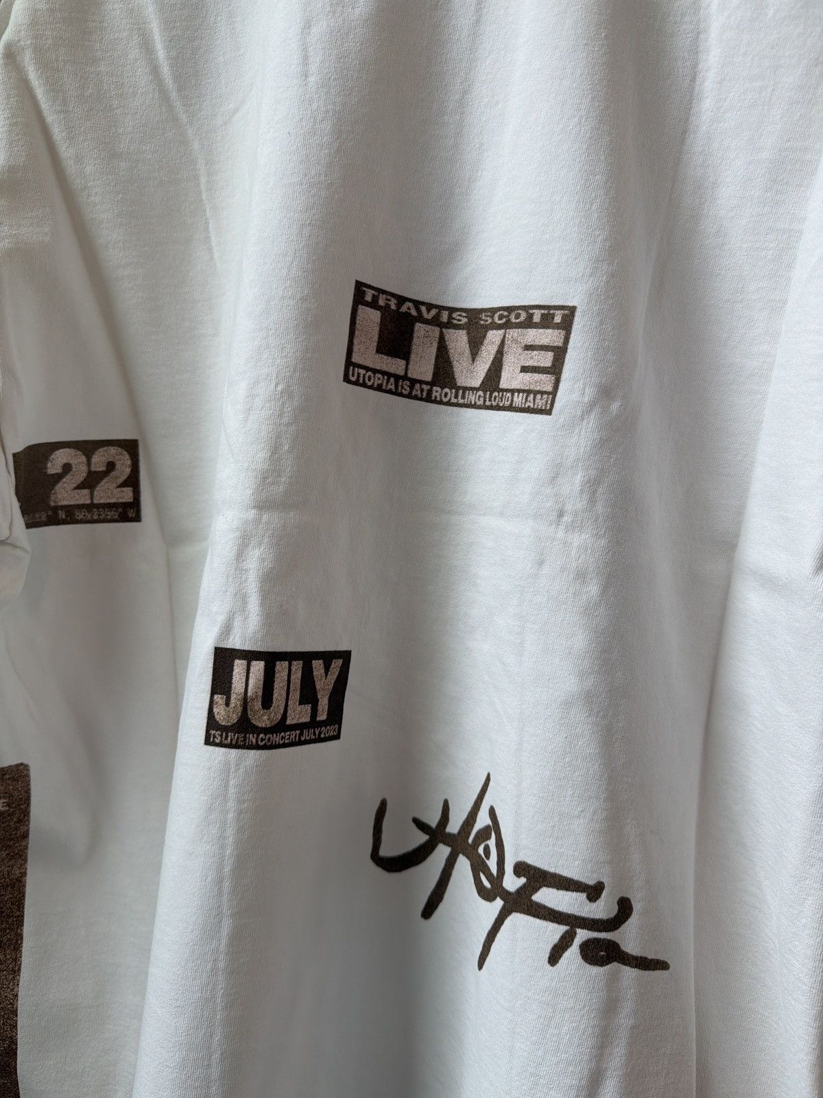 Travis Scott Sold Out Travis Scott Rolling Loud UTOPIA Tee MIAMI 2023 2XL Size US XXL / EU 58 / 5 - 4 Thumbnail