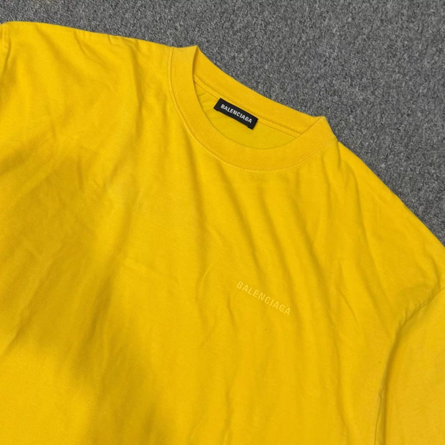 Balenciaga Balenciaga Yellow Embroidered Logo Short Sleeve Tee S99New Size S / US 4 / IT 40 - 3 Thumbnail