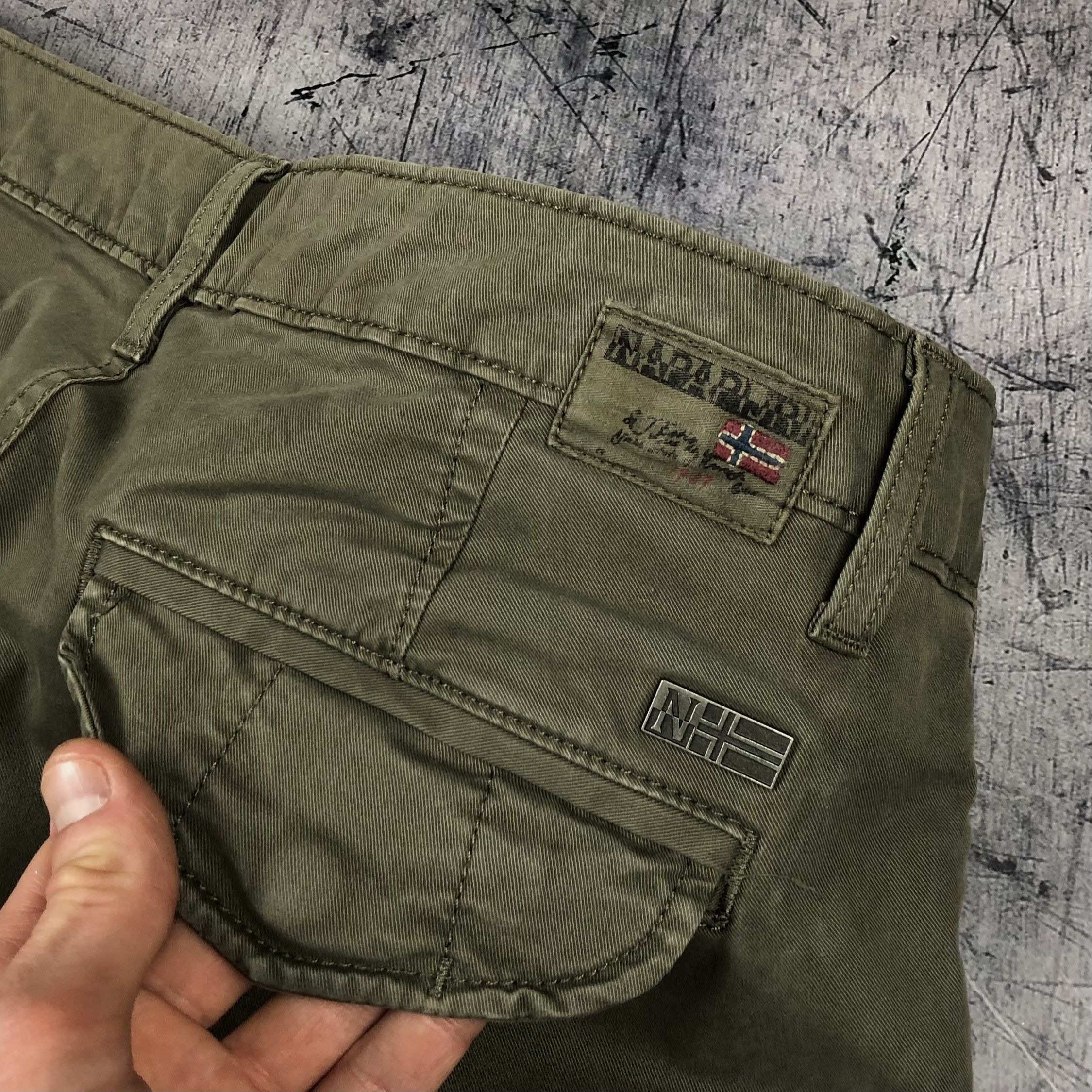 Napapijri Napapijri Cargo Pocket Pants Casual Khaki Size US 33 - 11 Thumbnail