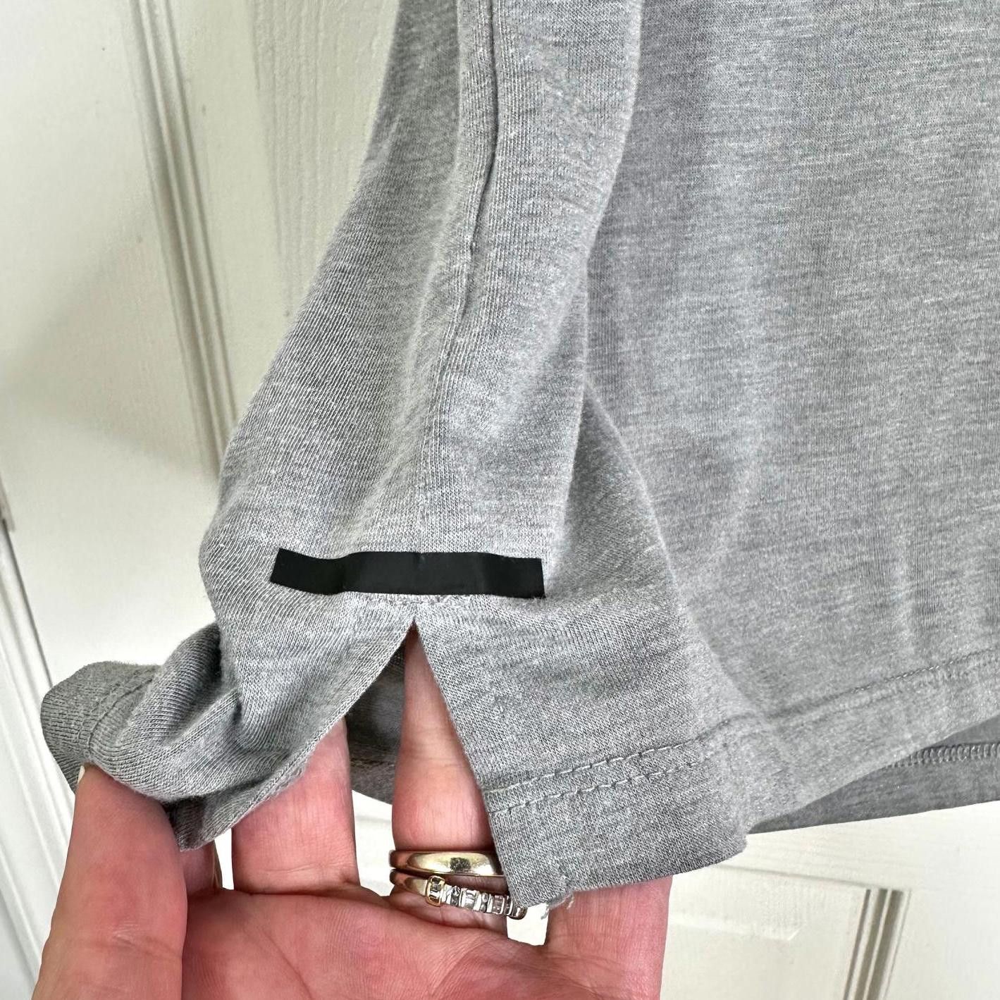 Designer Apana Sleeveless Activewear Tank Top Grey Men's XL Size US XL / EU 56 / 4 - 6 Thumbnail