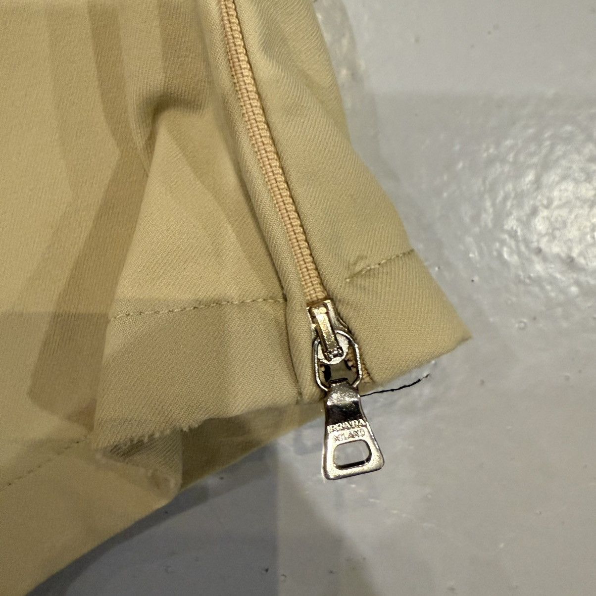 Prada Prada Beige Red Tab Chinos/Pant Size US 28 / EU 44 - 4 Thumbnail