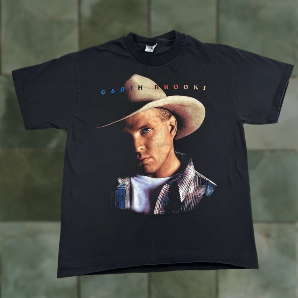 Hanes VINTAGE Garth Brooks T Shirt Adult Large Black 90s Hanes Crew Neck Short Sleeve Mens Band T-Shirt Size US L / EU 52-54 / 3 - 1 Thumbnail