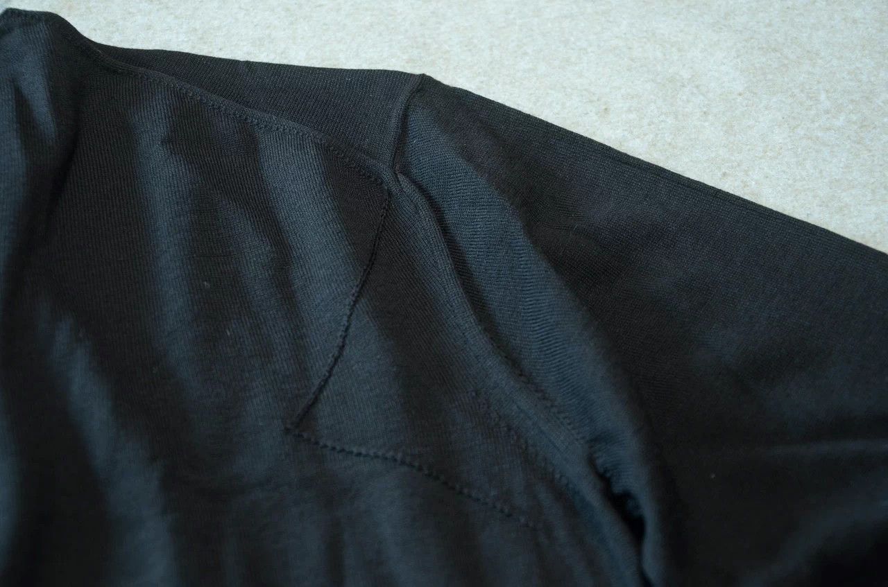 Bottega Veneta BV Deep Brown Lightweight Sweater S Back Triangle Detail Size US S / EU 44-46 / 1 - 6 Thumbnail
