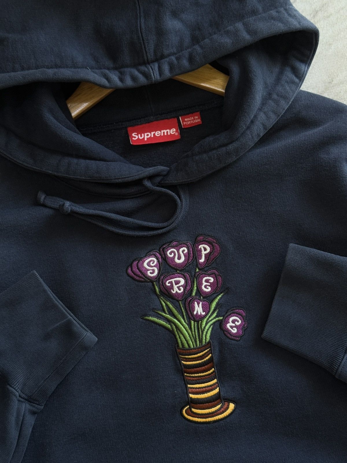 Supreme FW18 Supreme Pot Flowers Hoodie Size US M / EU 48-50 / 2 - 4 Thumbnail