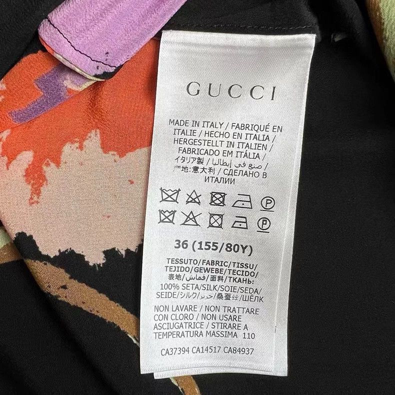 Gucci Gucci Co-branded printed mulberry silk shirt Size XS / US 0-2 / IT 36-38 - 5 Thumbnail