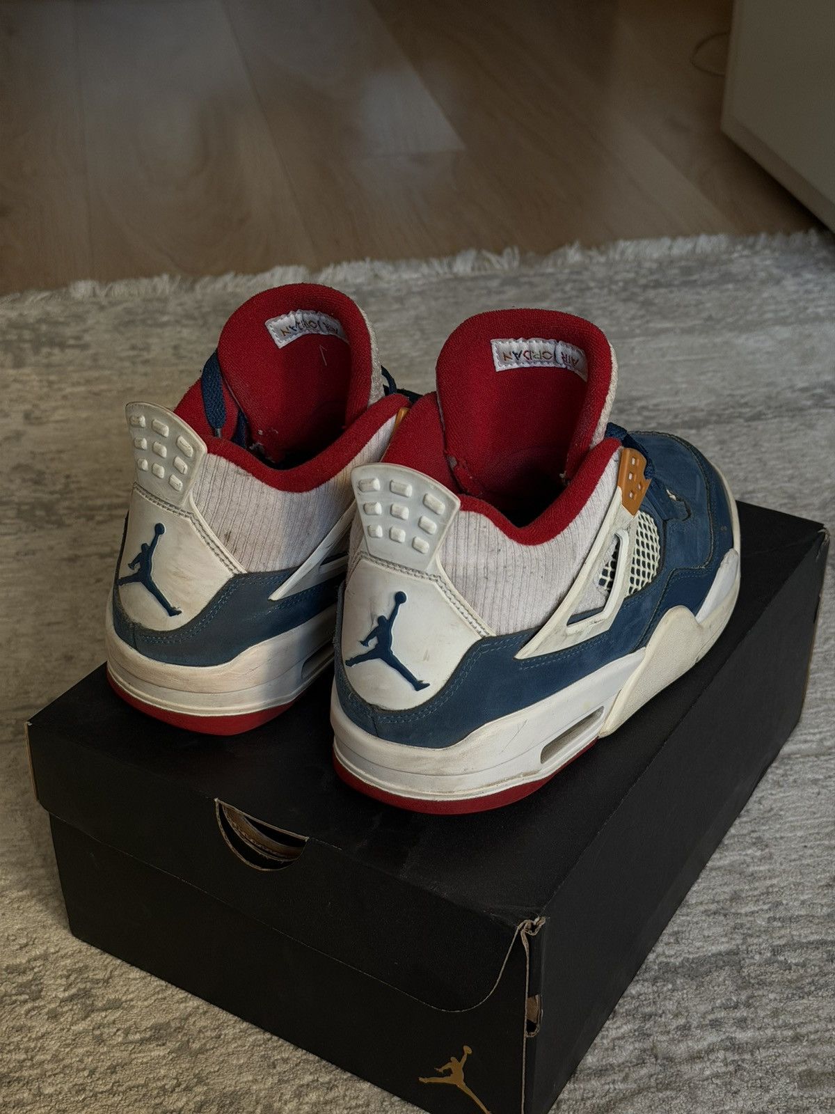 Jordan Brand Air Jordan 4 Retro (GS) Size US 7 / EU 40 - 10 Thumbnail