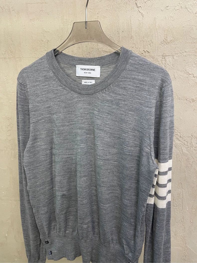 Thom Browne Thom browne Gray four-striped round-neck wool sweater 2504- Size US XS / EU 42 / 0 - 3 Thumbnail