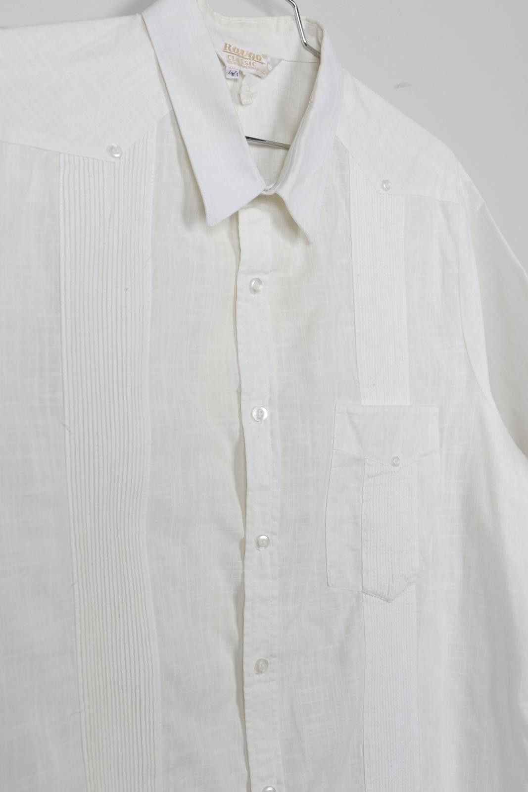 Kahala 90's Ravgo Classic Pleated Short Sleeve Button-Up Size ONE SIZE - 3 Thumbnail