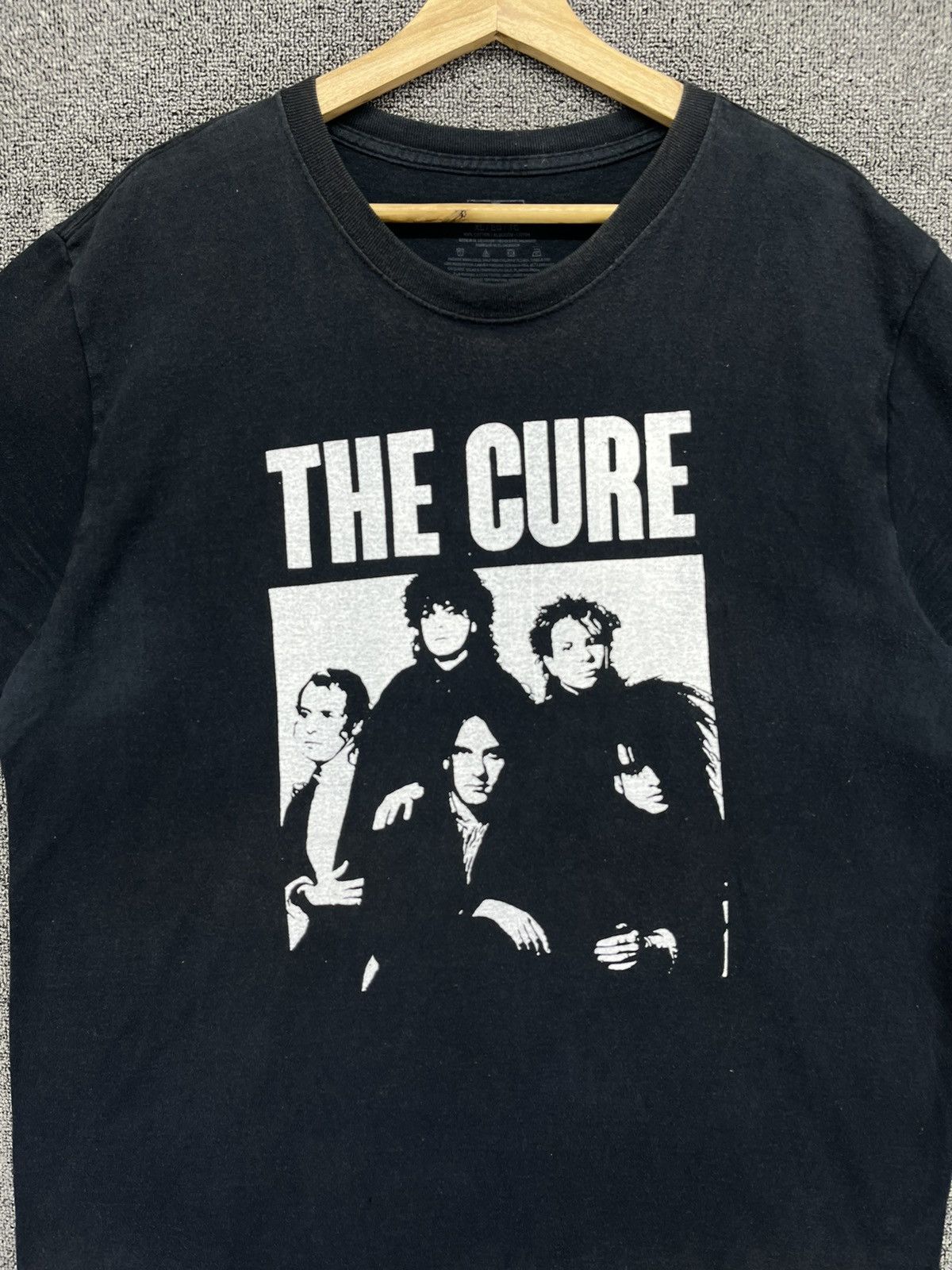 Band Tees The Cure Punk Rock Band Tees T Shirts Size US XL / EU 56 / 4 - 5 Thumbnail