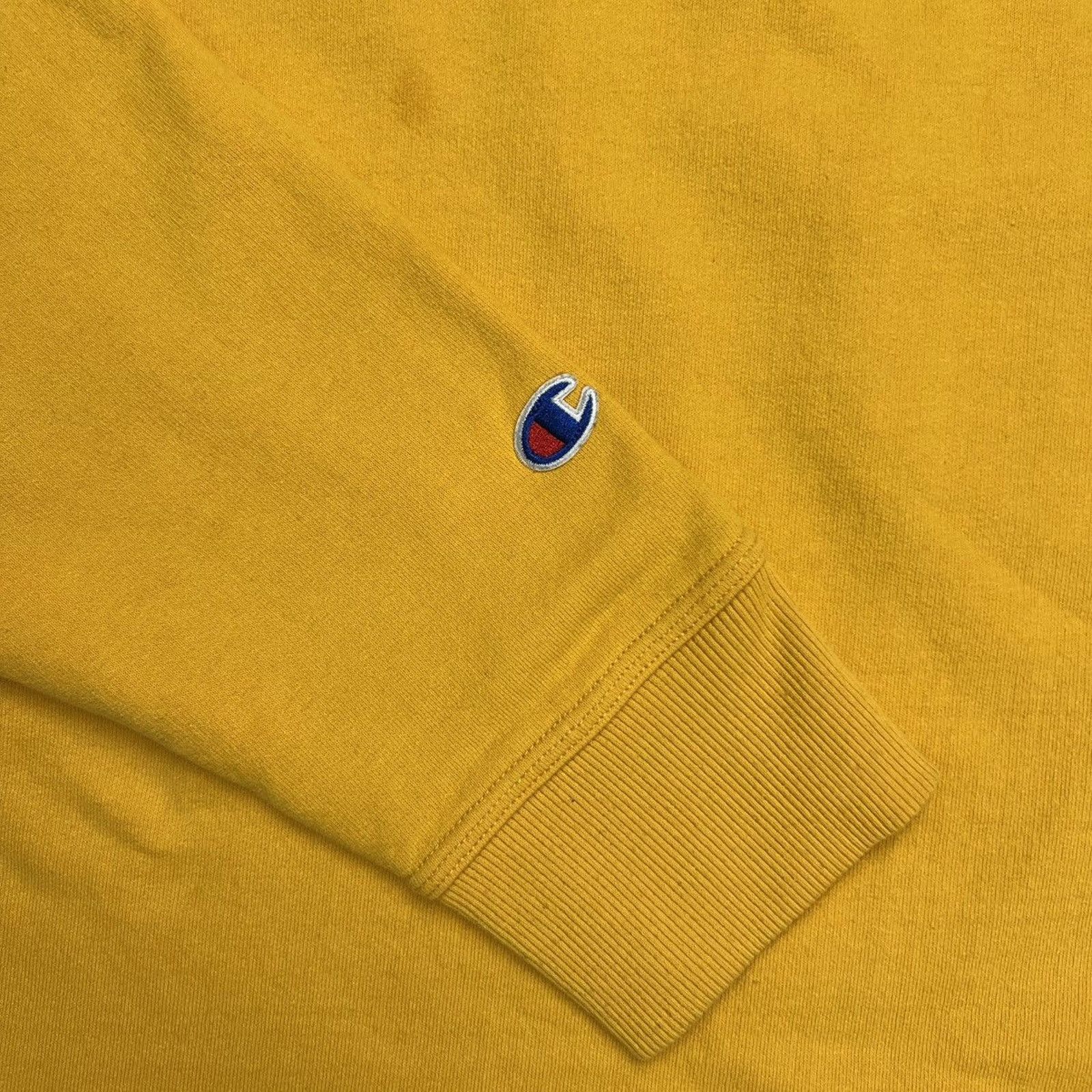 Champion × Vintage Champion Sweatshirt Medium Yellow C Logo Authentic Pullover Size US M / EU 48-50 / 2 - 6 Thumbnail
