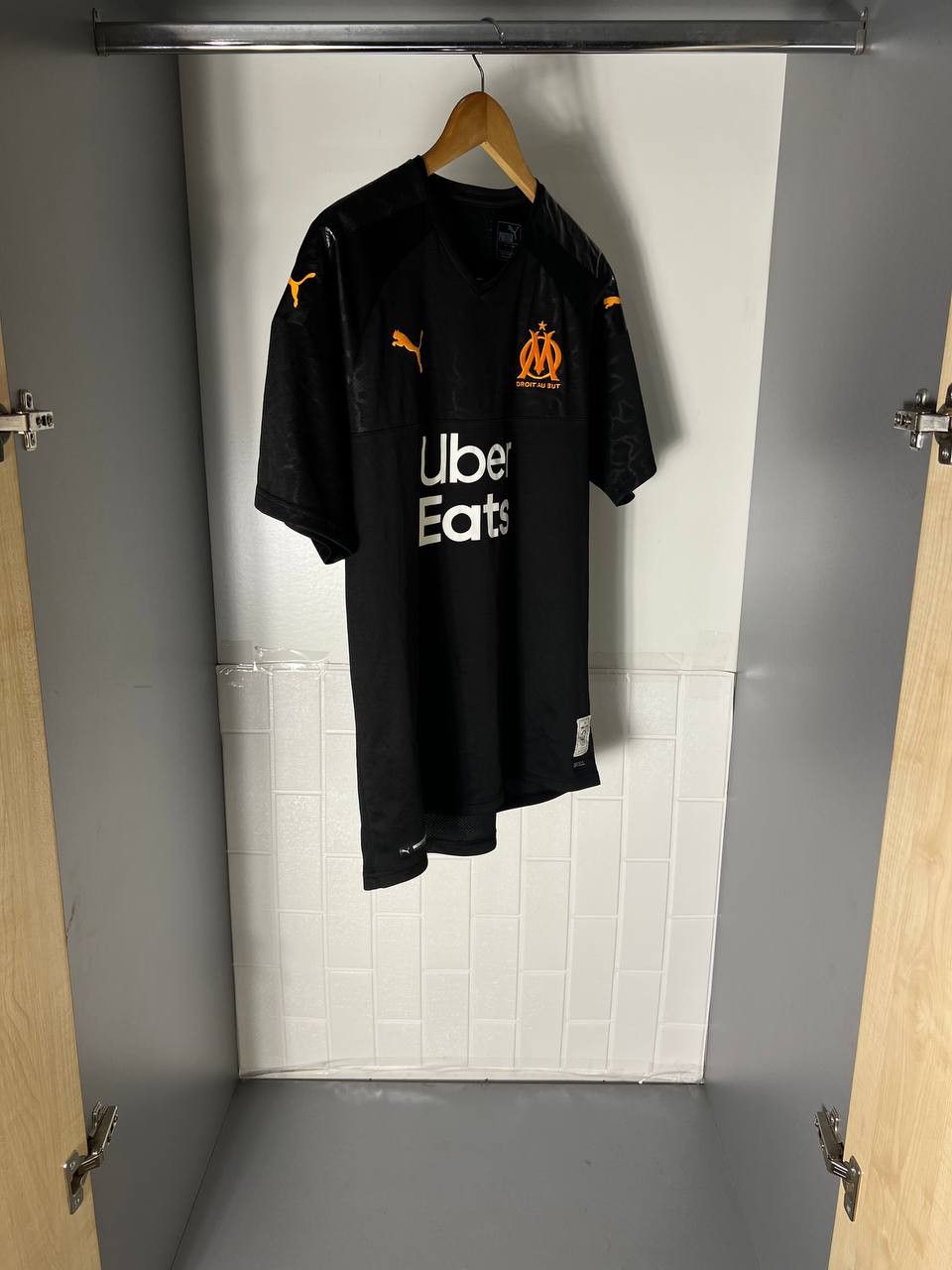 Puma VINTAGE PUMA FC OLYMPIQUE DE MARSEILLE FRANCE SOCCER JERSEY Size US L / EU 52-54 / 3 - 6 Thumbnail