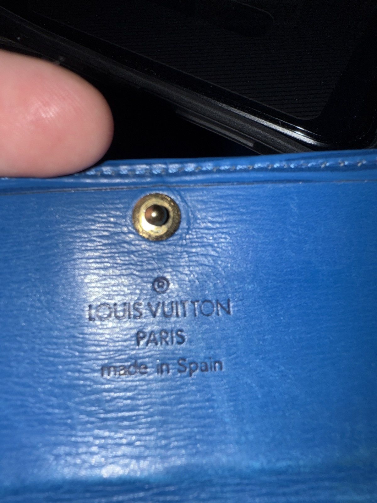 Louis Vuitton Louis Vuitton Epi Blue Key Wallet (4) Size ONE SIZE - 7 Thumbnail