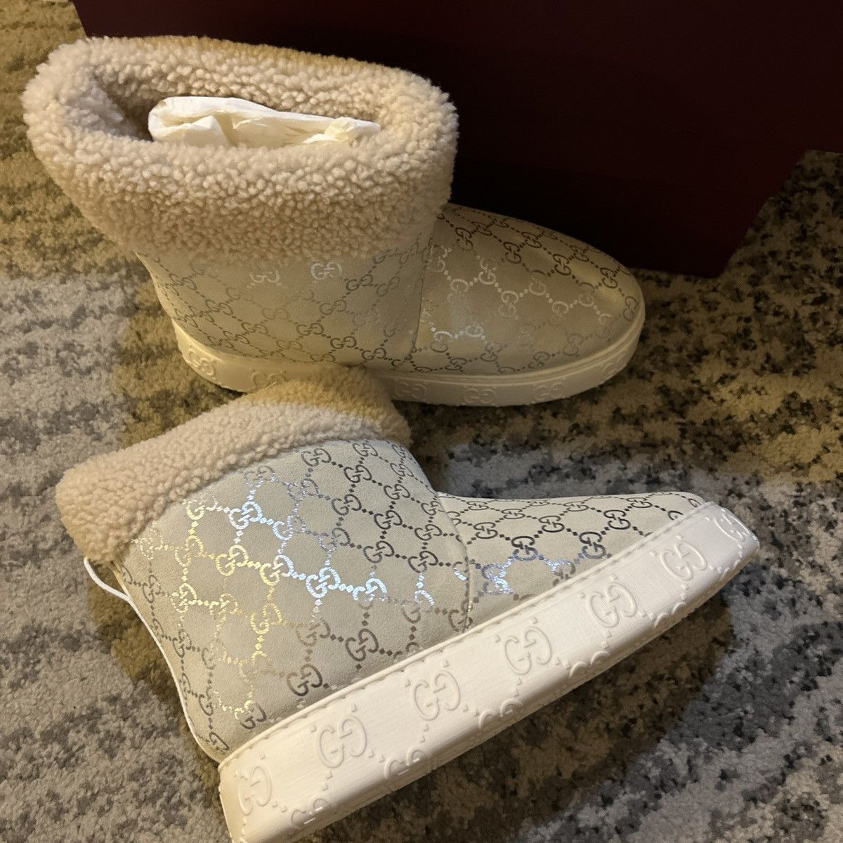 Gucci Gucci Shorts Snow Boots with Merino Trim Silver Size US 9.5 / IT 39.5 - 3 Thumbnail