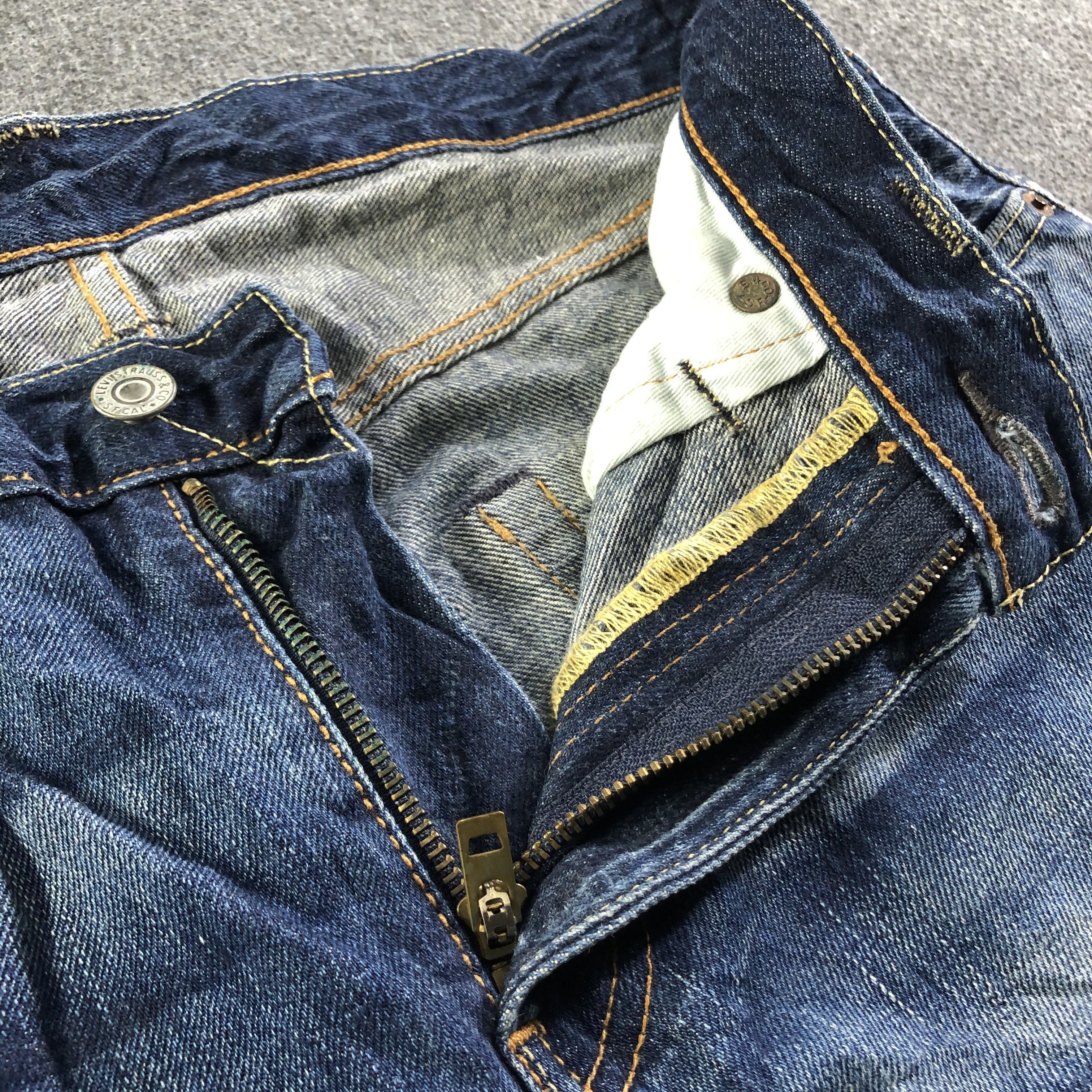 Levi's Vintage Blue Wash Levis 502 Jeans-J3983 Size US 33 - 11 Thumbnail