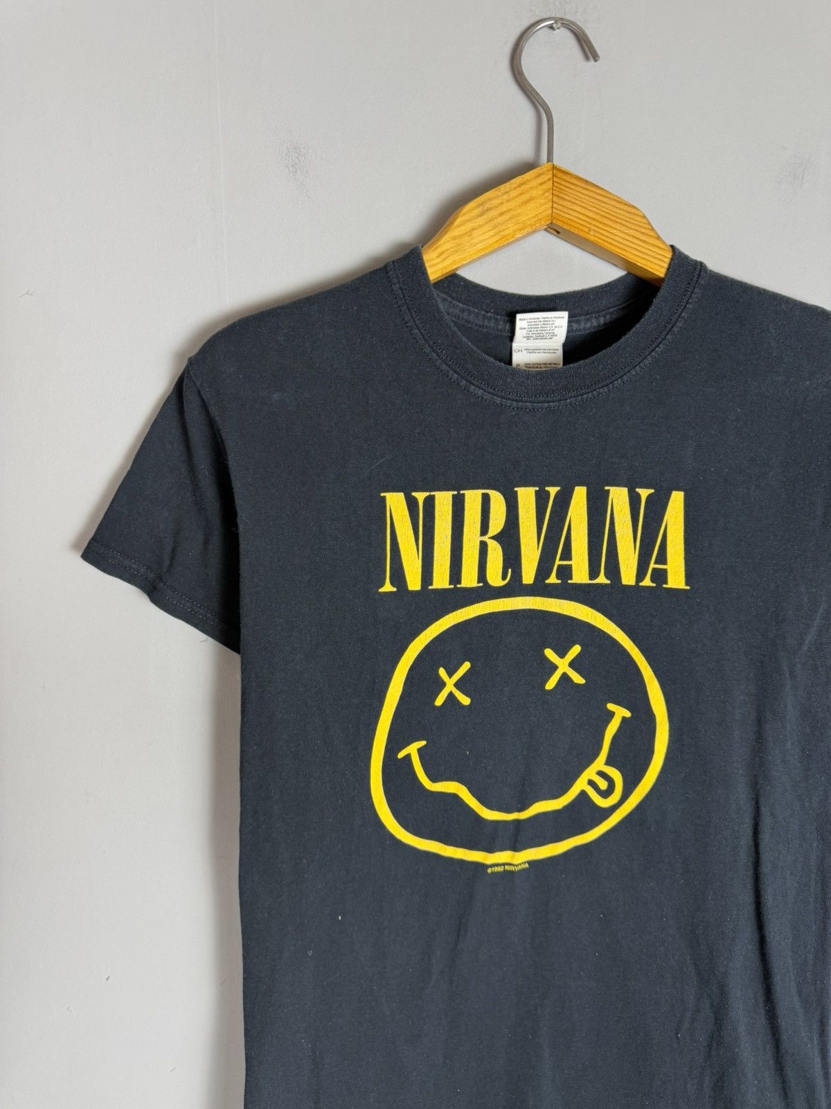 Nirvana Vintage Nirvana 1992 tee tshirt Size US S / EU 44-46 / 1 - 2 Thumbnail
