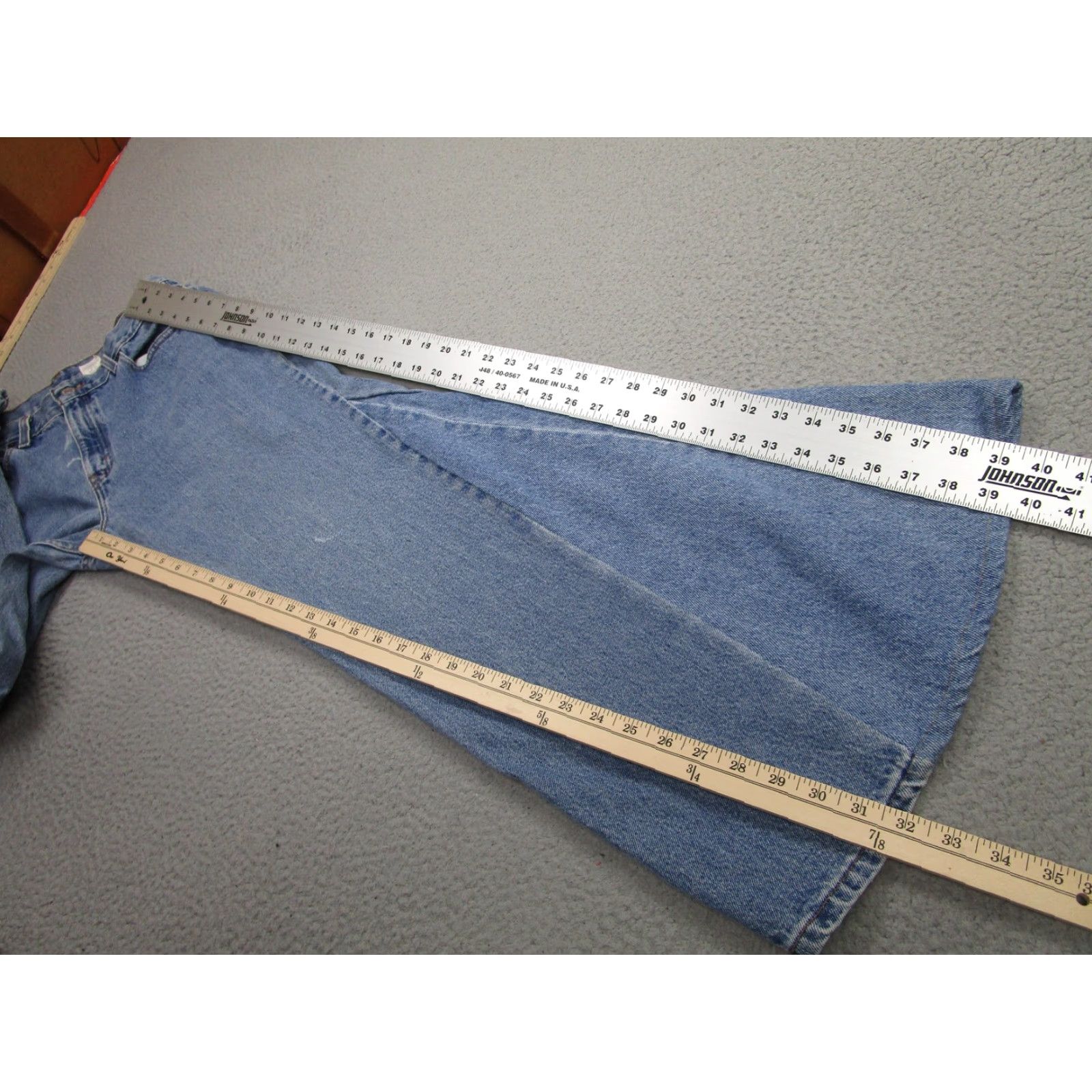 Levi's VINTAGE Levi's 505 Jeans Womens 14 Blue Flare Bell Bottom Denim Made USA 90s Mens, Womens, or Girls? Size 36" / US 14 / IT 50 - 5 Thumbnail