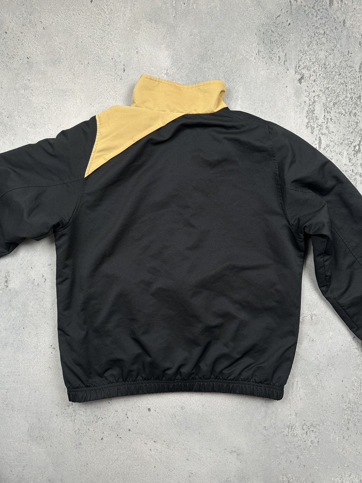 Nike Vintage Nike Black Gold Track Jacket TwoTone Swoosh Logo 00s Size US S / EU 44-46 / 1 - 7 Thumbnail
