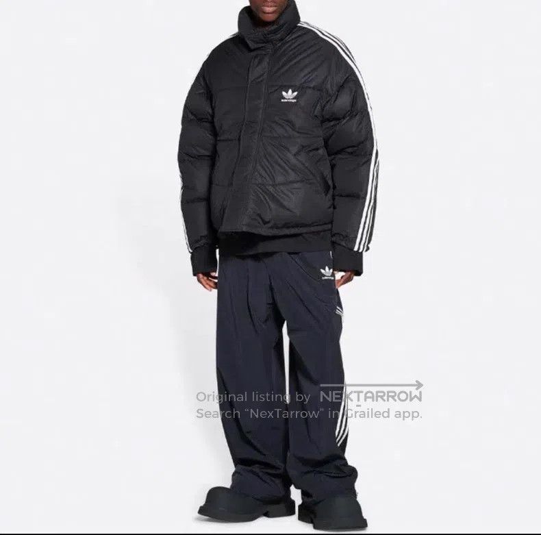 Balenciaga Balenciaga Black Puffer Jacket with Three Stripes on the S Size US S / EU 44-46 / 1 - 9 Thumbnail